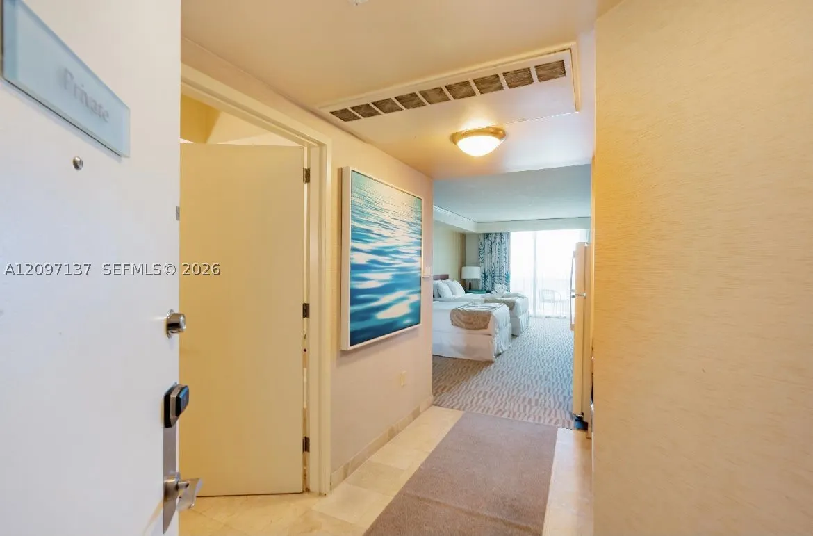 18001 Collins Ave #512