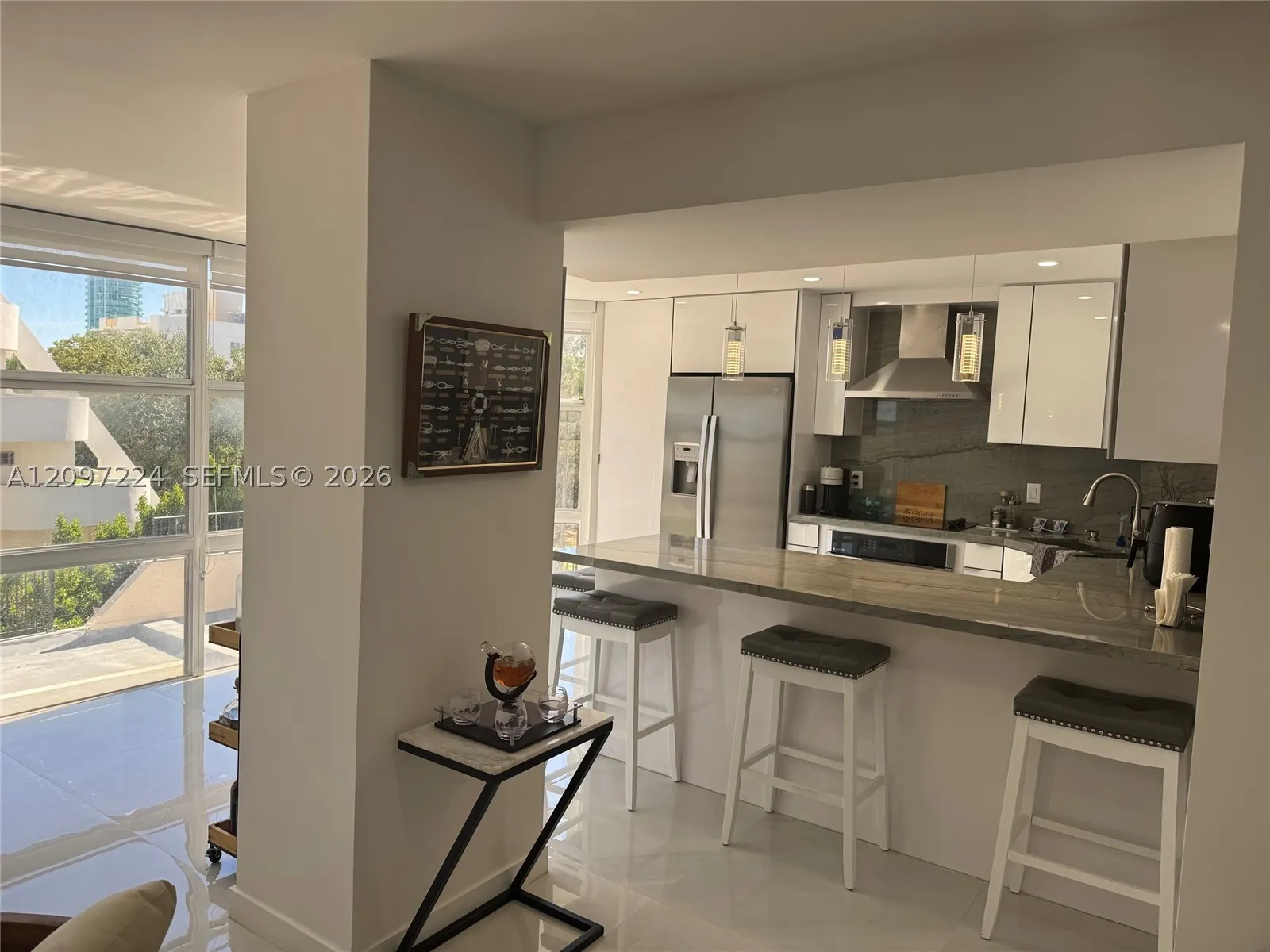 6423 Collins Ave #401