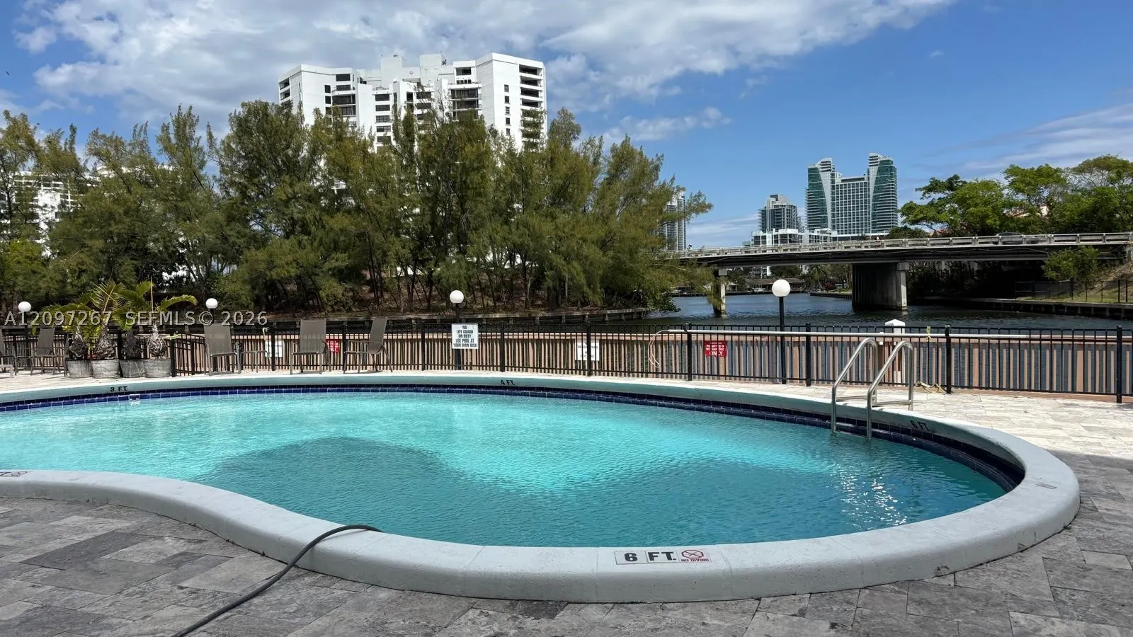400 Diplomat Pkwy #308