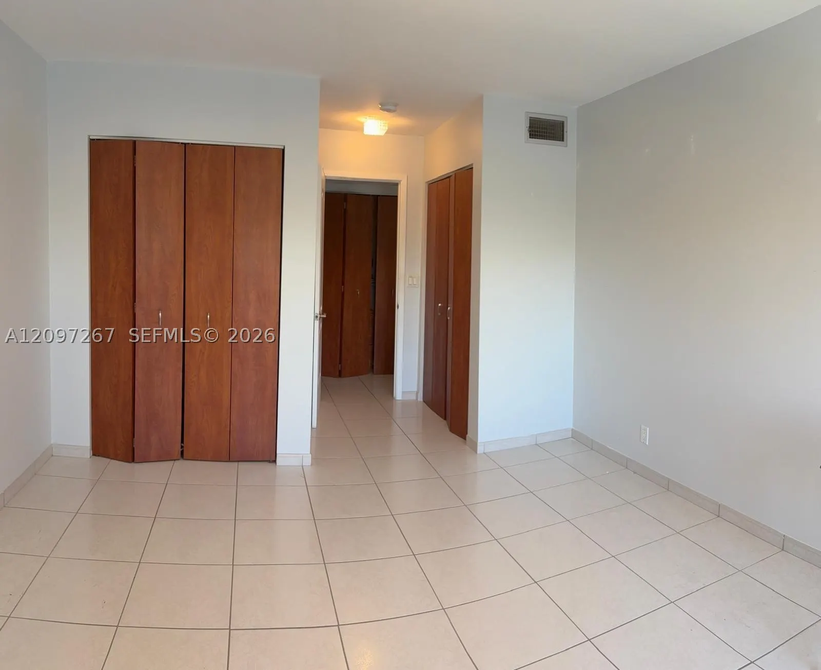 400 Diplomat Pkwy #308