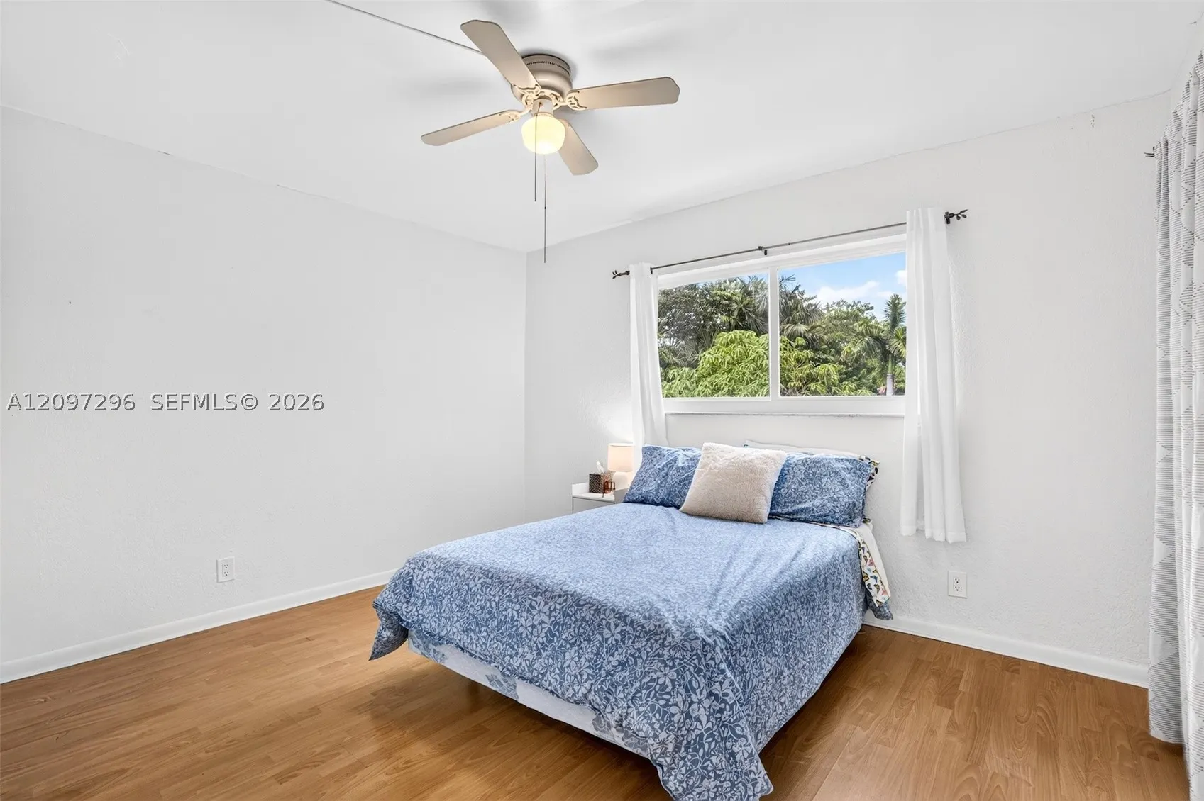 5207 SW 40th Ave #52