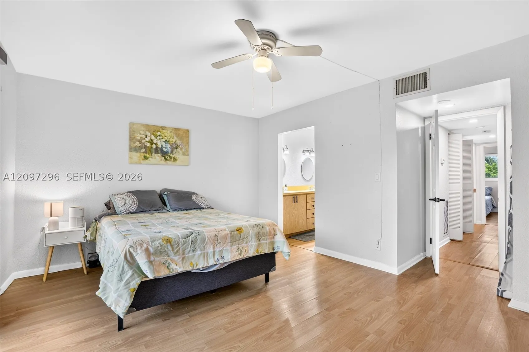5207 SW 40th Ave #52
