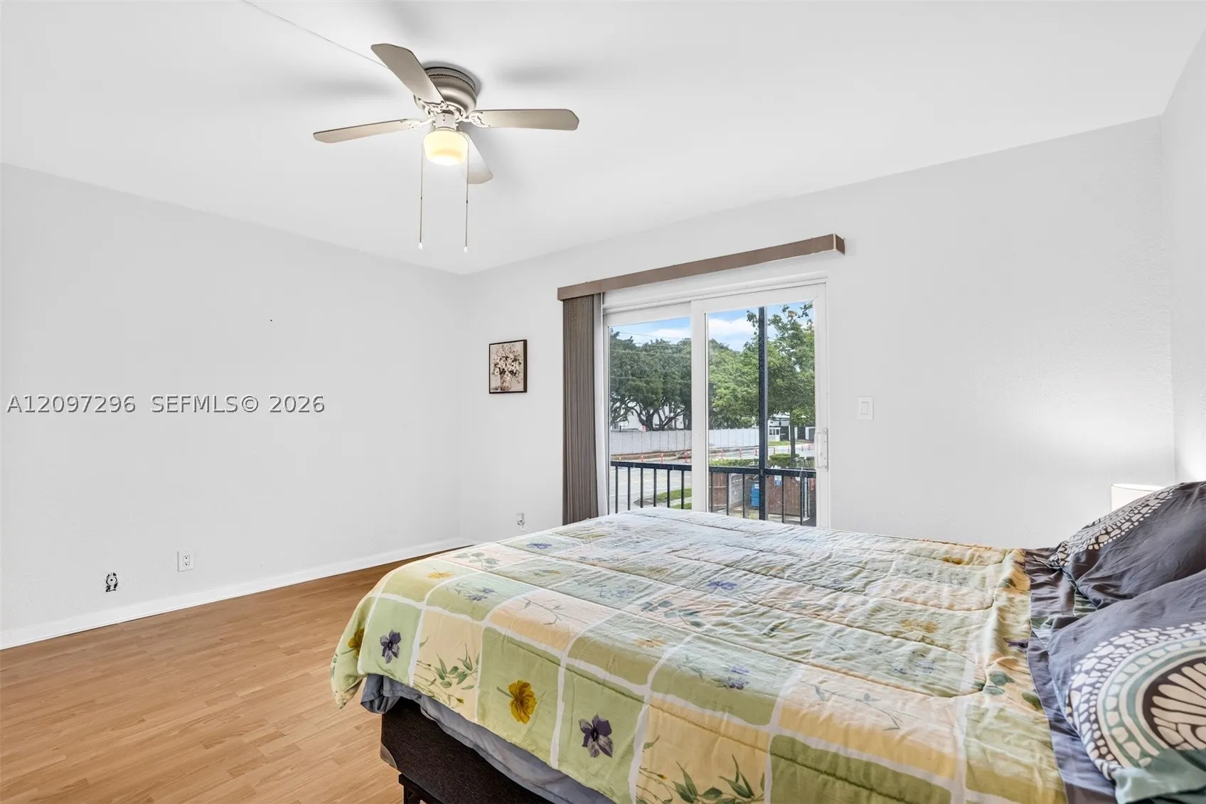 5207 SW 40th Ave #52