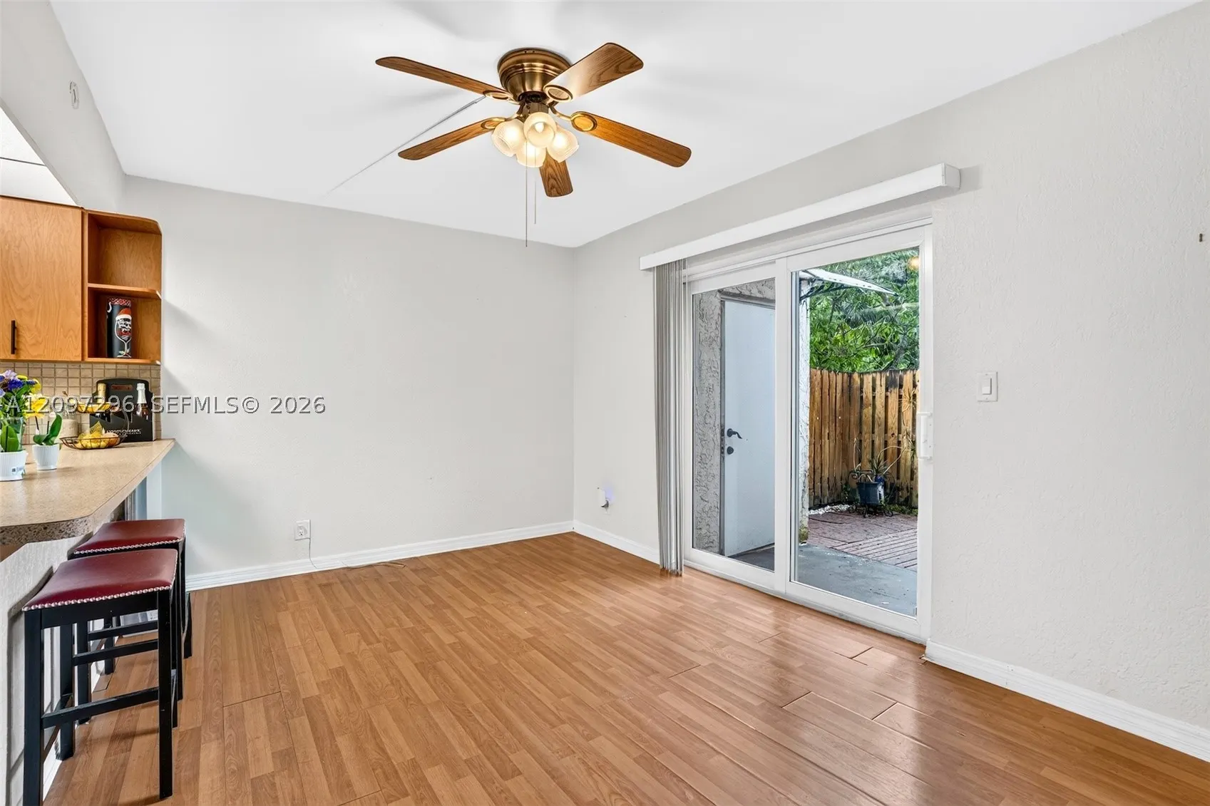 5207 SW 40th Ave #52