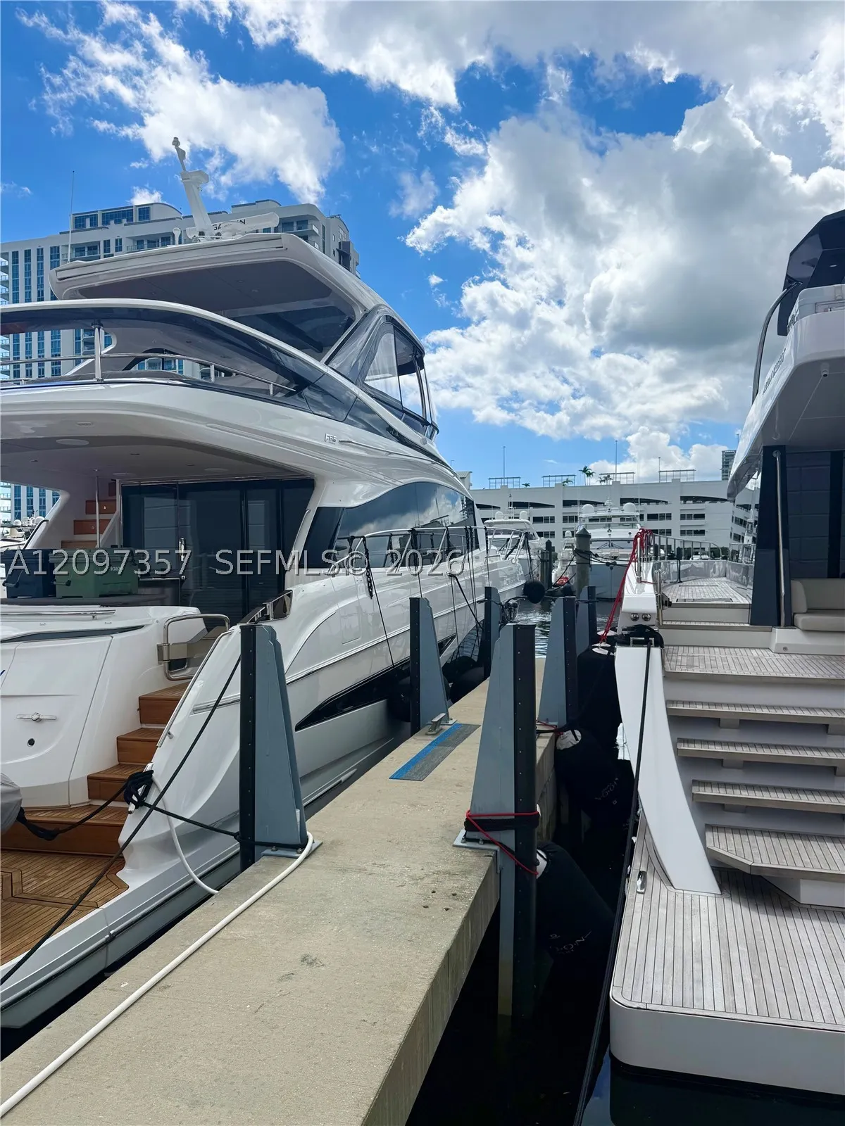 17211 Biscayne Blvd BS# 88