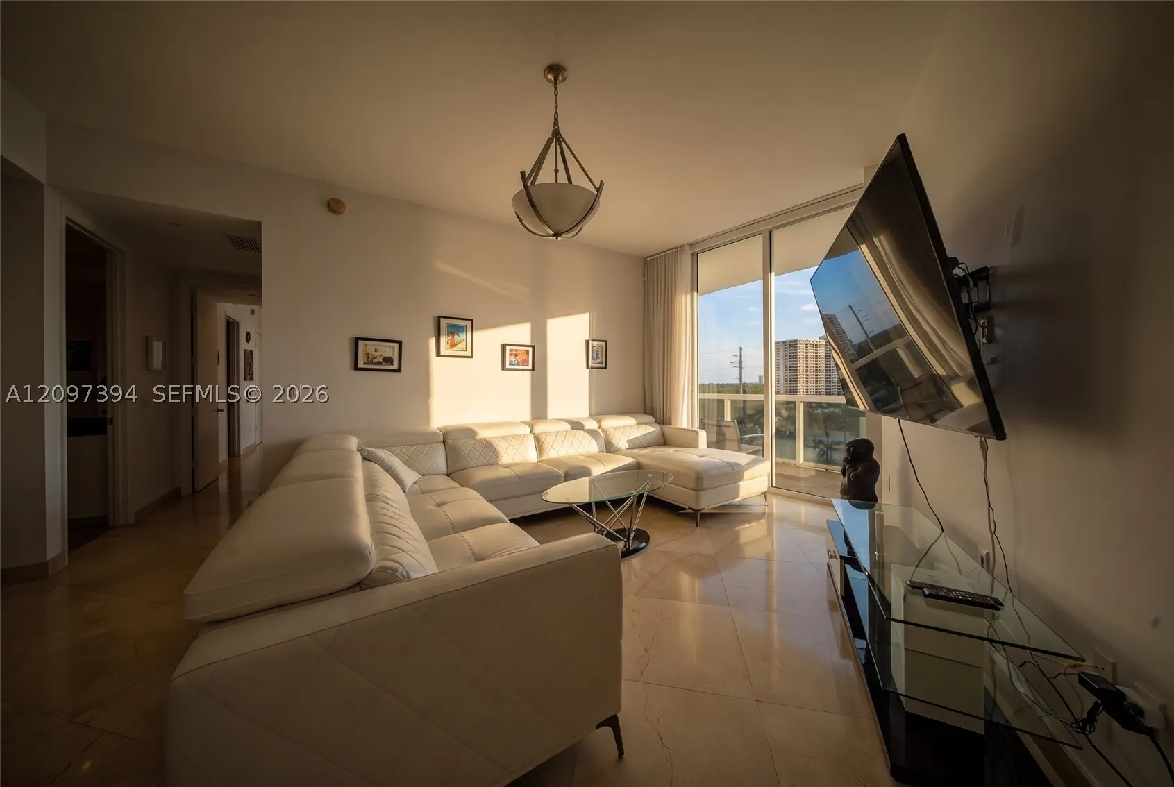 15901 Collins Ave #405