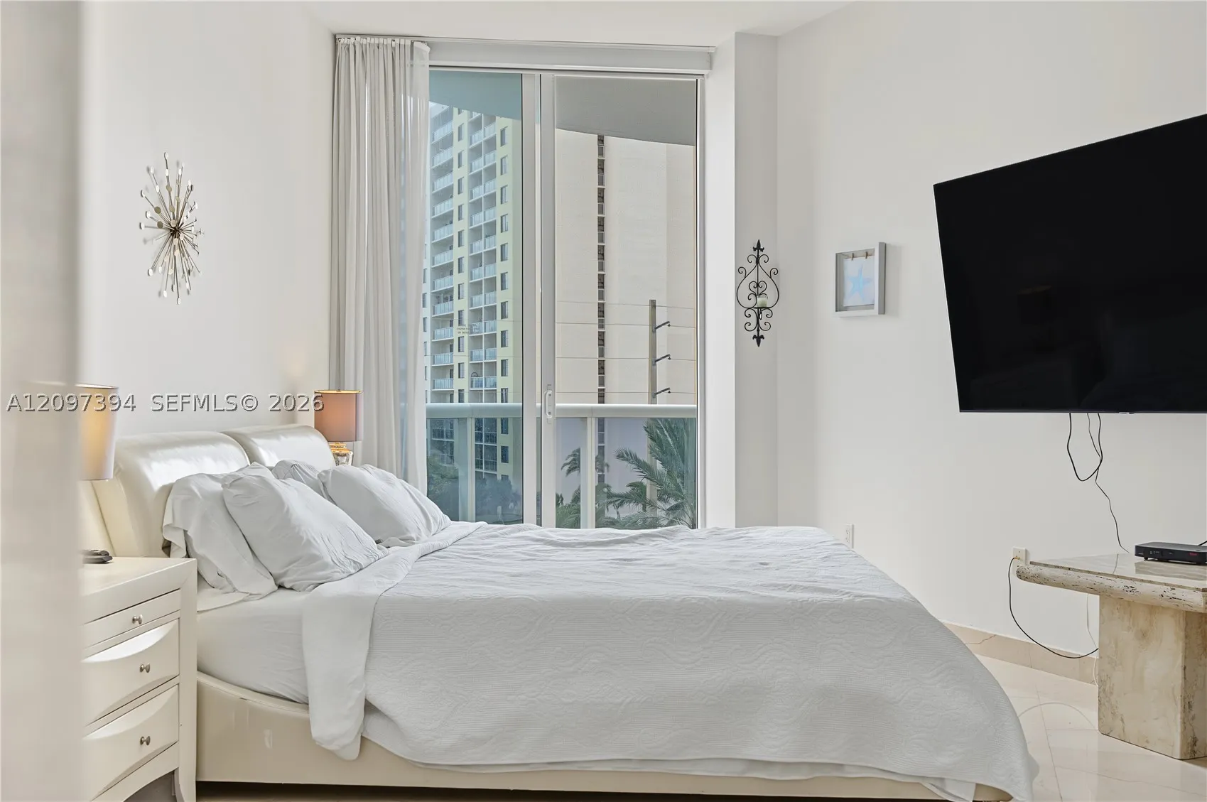 15901 Collins Ave #405