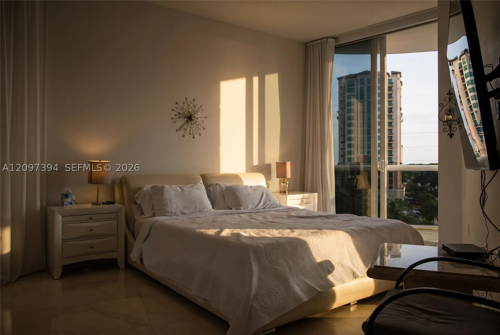 15901 Collins Ave #405