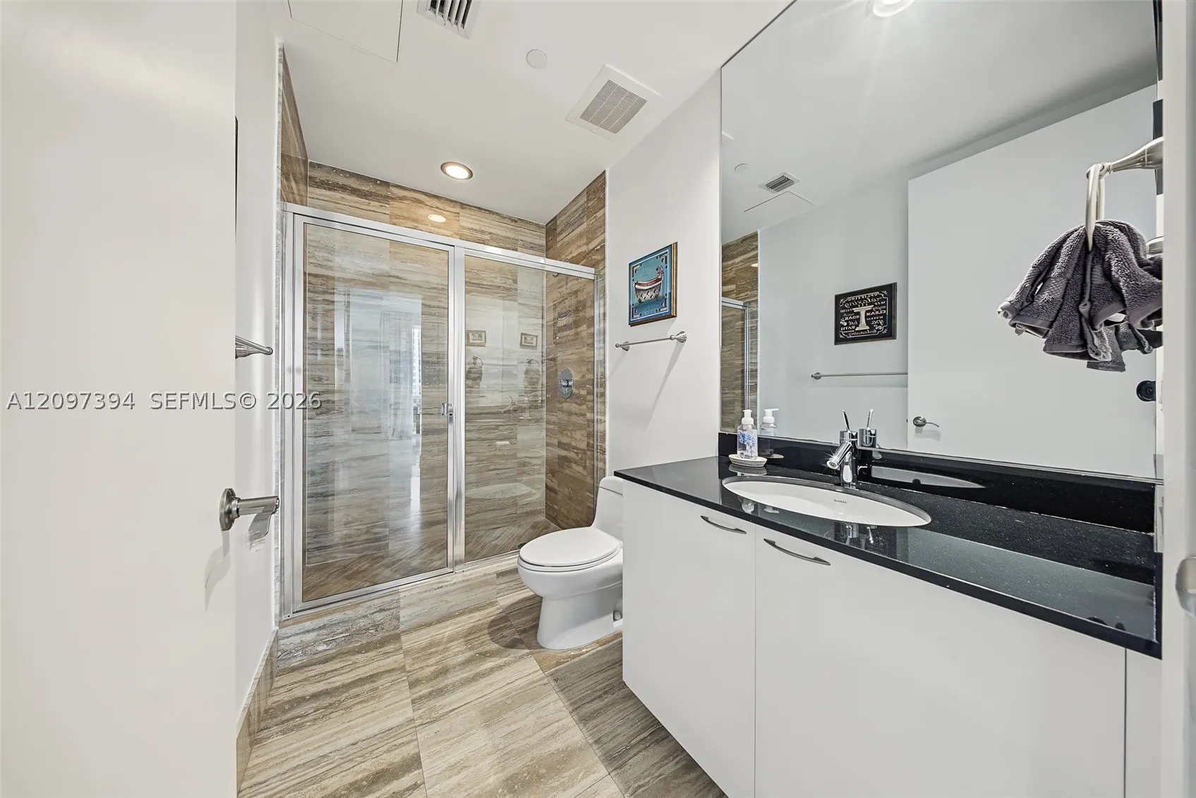 15901 Collins Ave #405