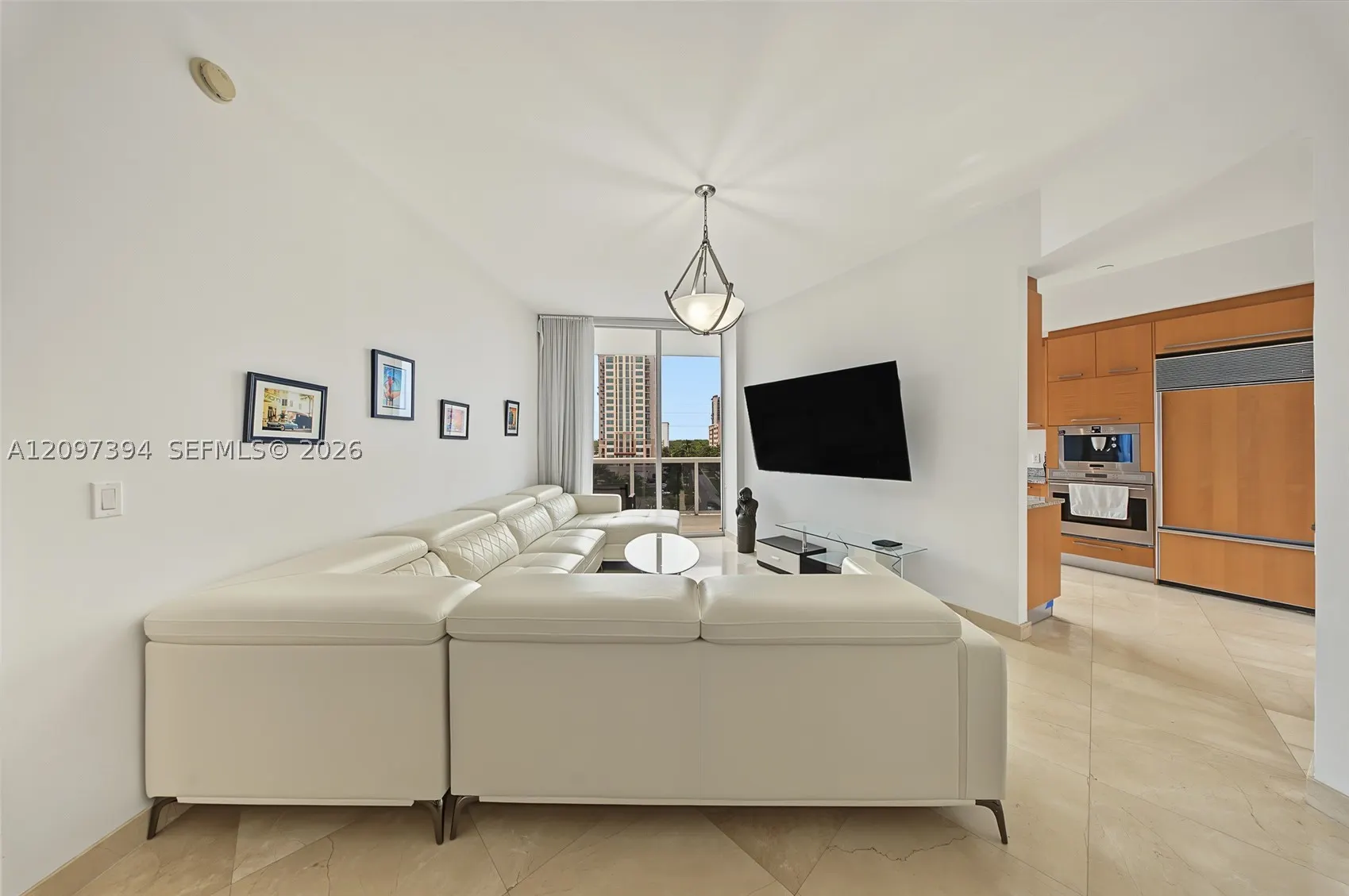 15901 Collins Ave #405