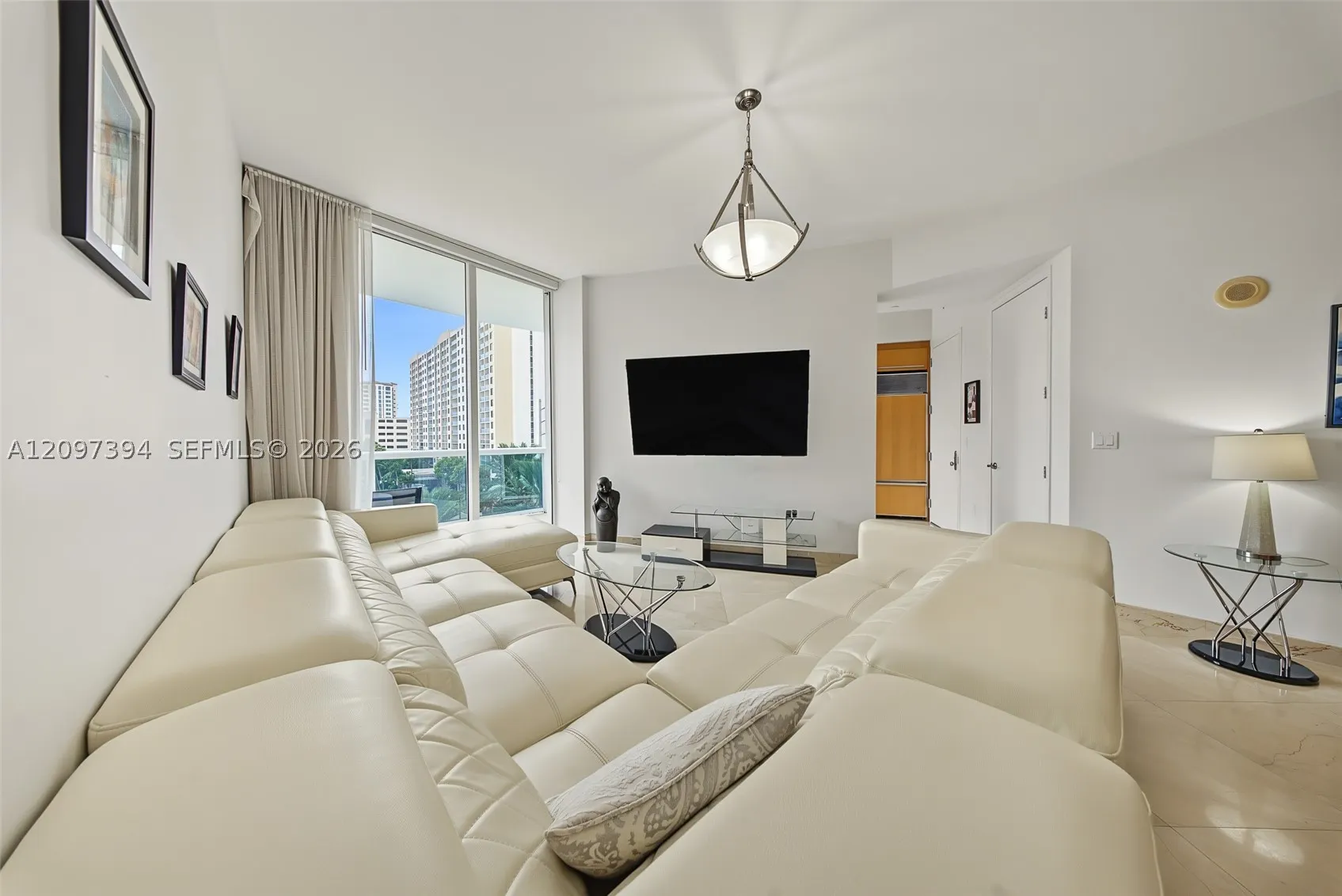 15901 Collins Ave #405