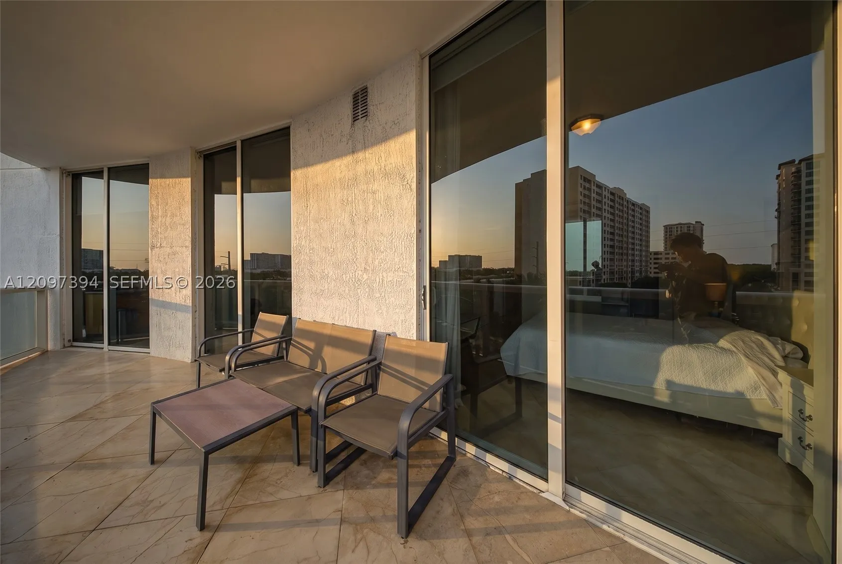 15901 Collins Ave #405
