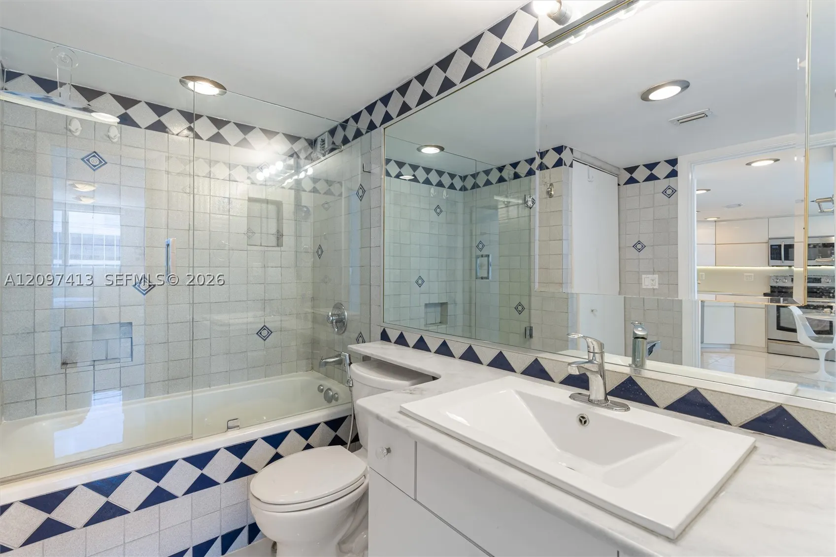 345 Ocean Dr #1012