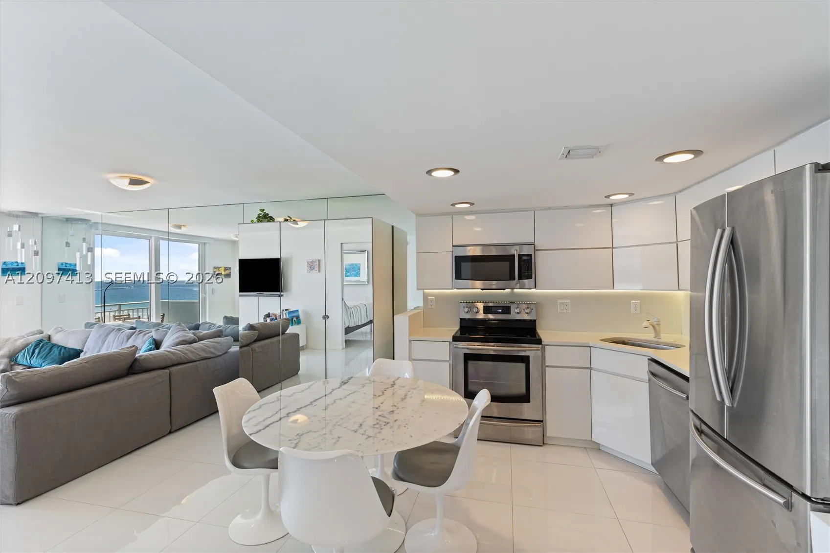 345 Ocean Dr #1012