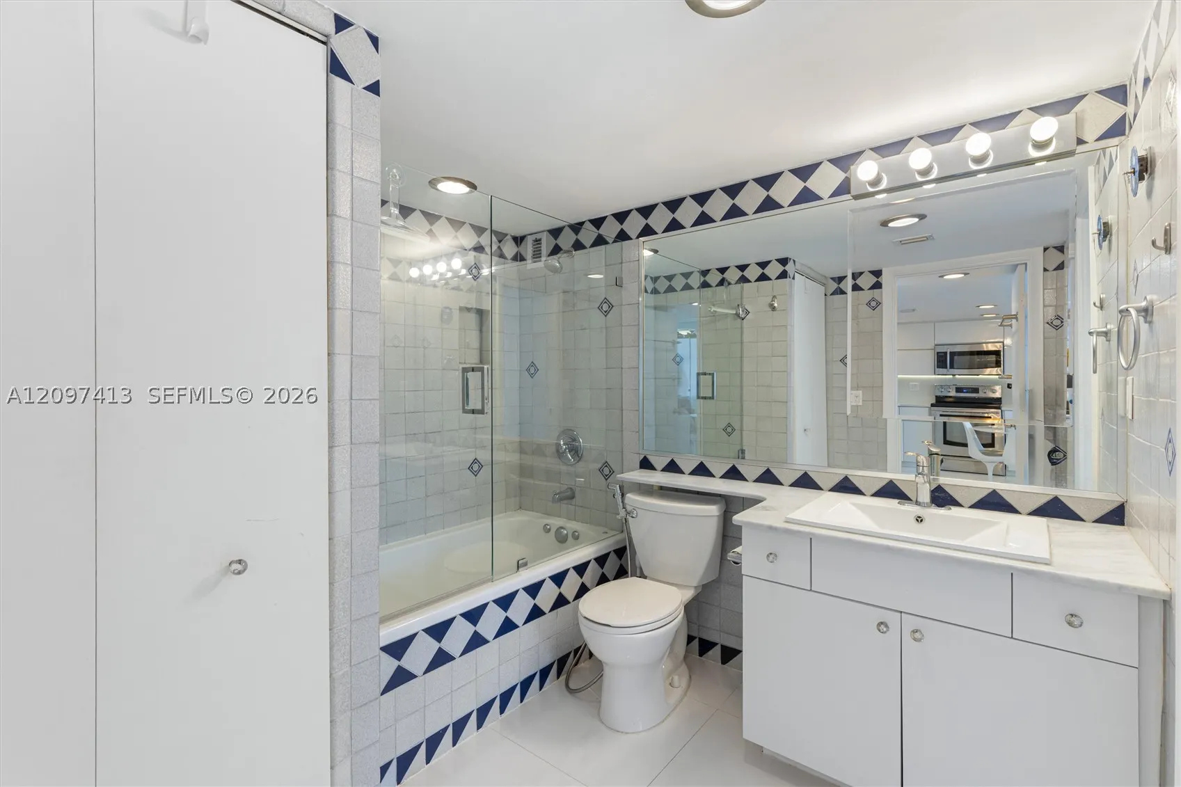 345 Ocean Dr #1012