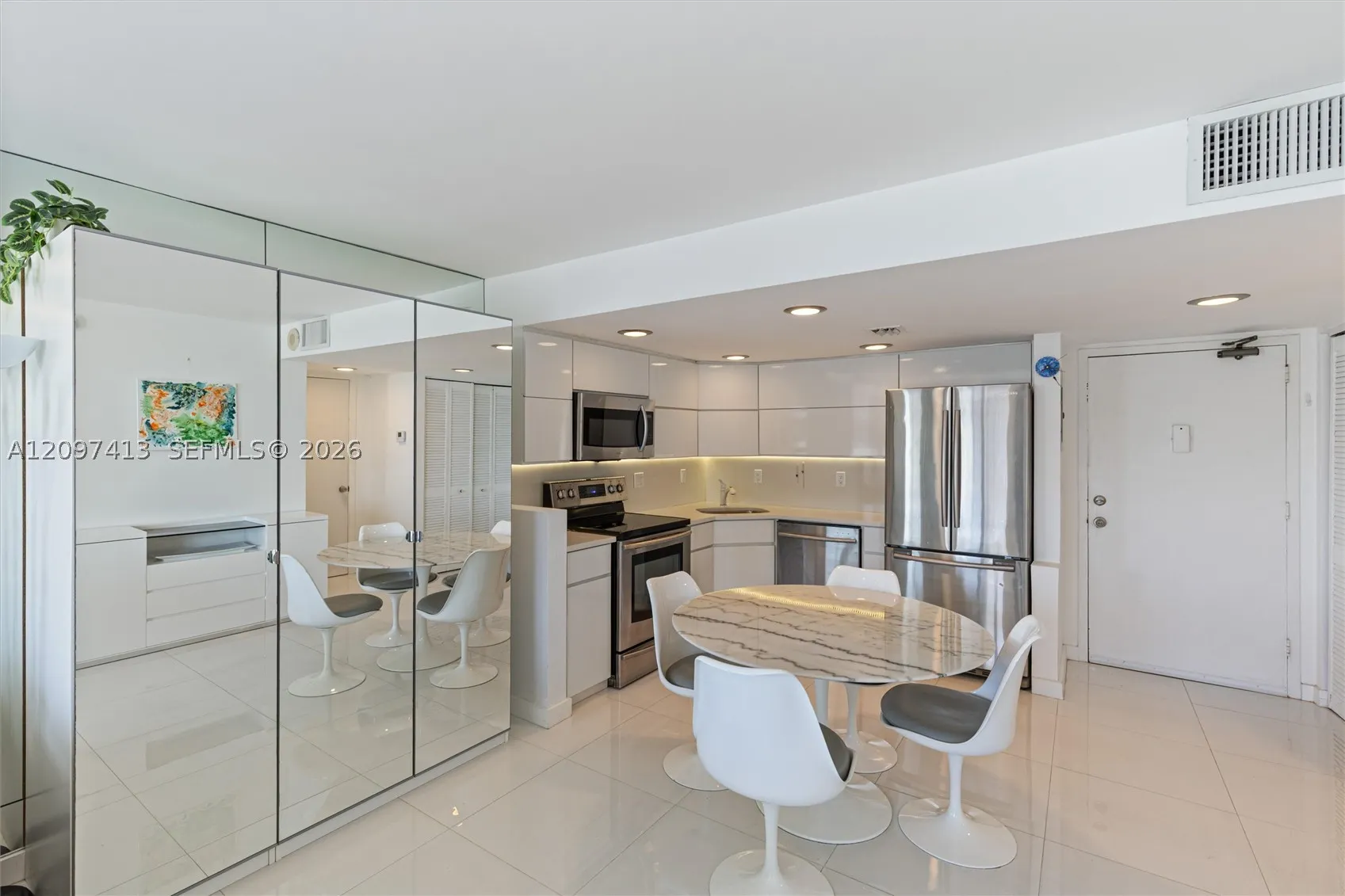 345 Ocean Dr #1012