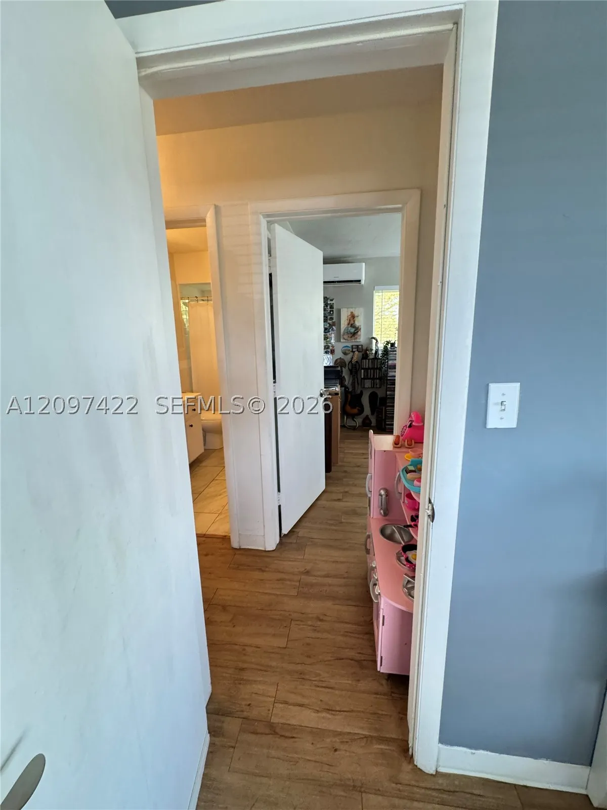 3525 Polk St #17