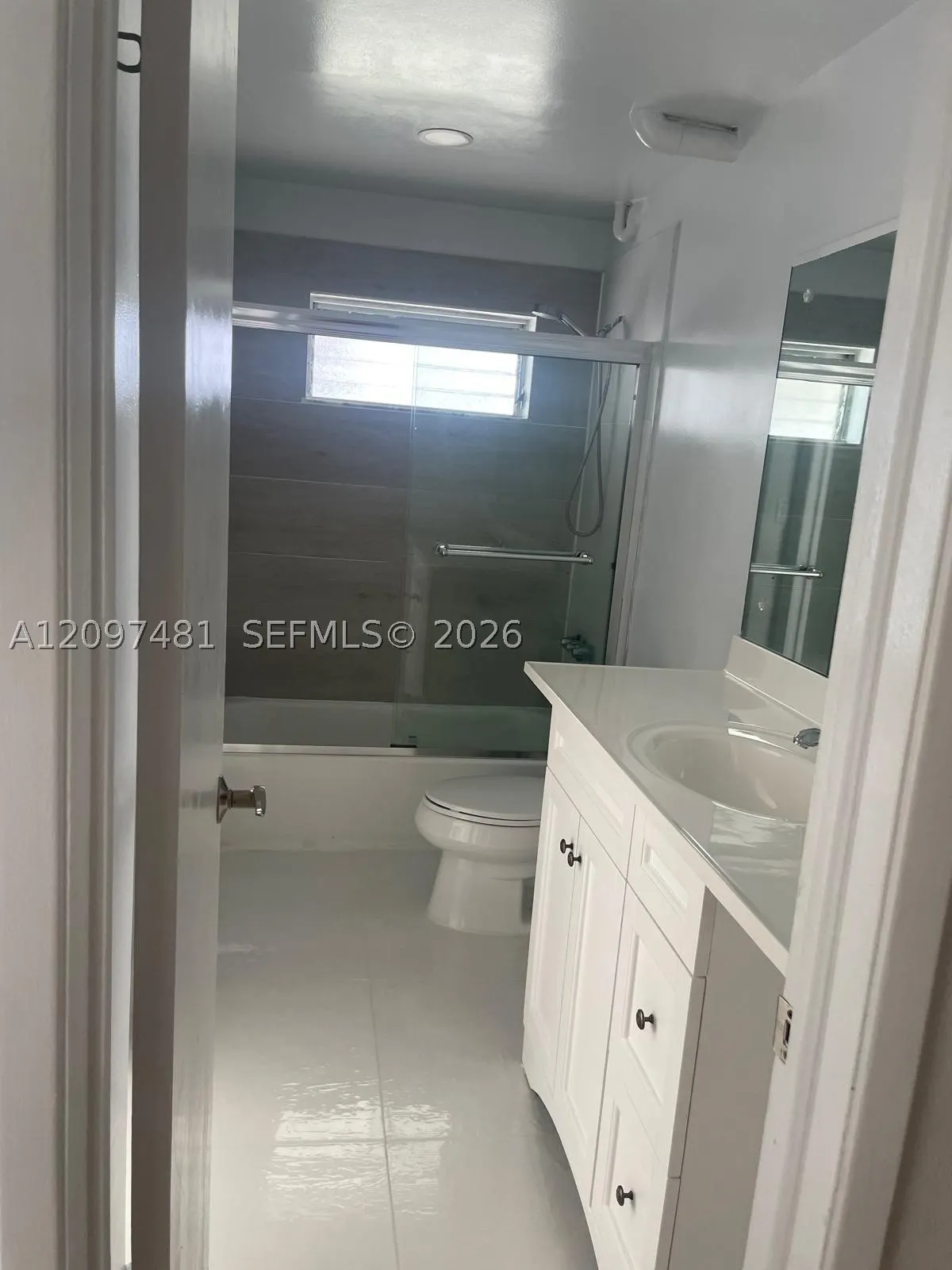 1750 NE 115th St #103