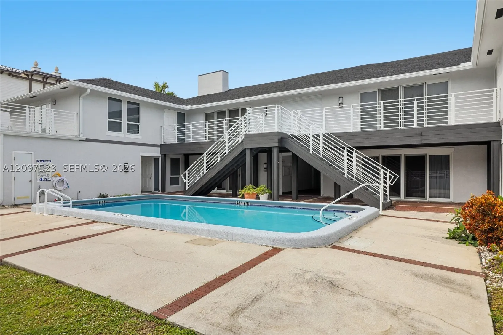 461 N Ocean Blvd #0050