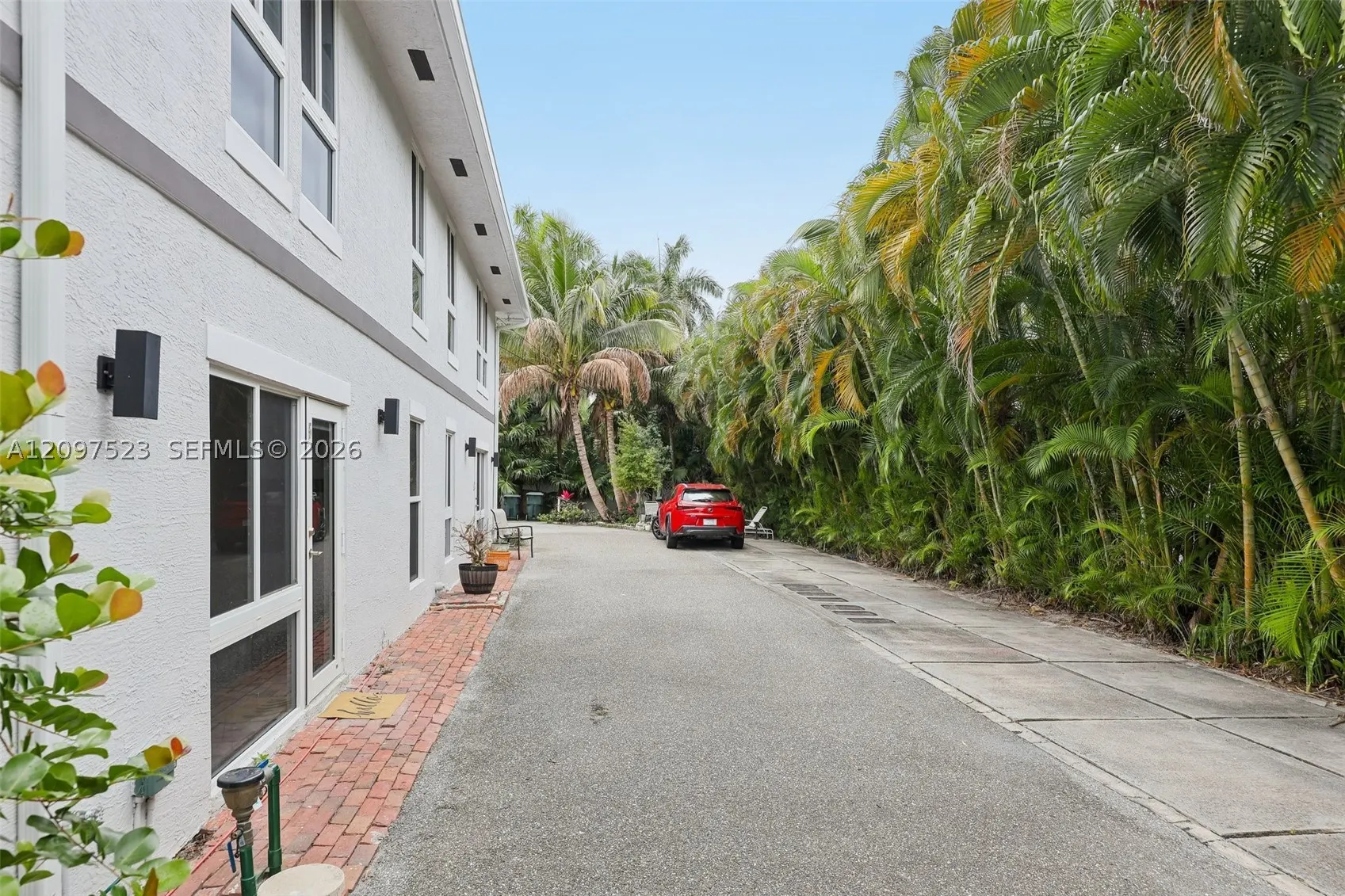 461 N Ocean Blvd #0050