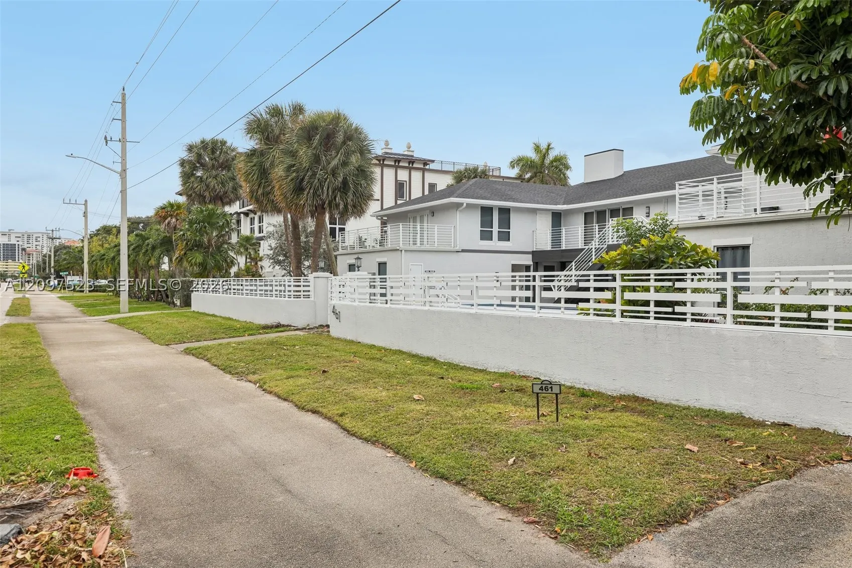 461 N Ocean Blvd #0050