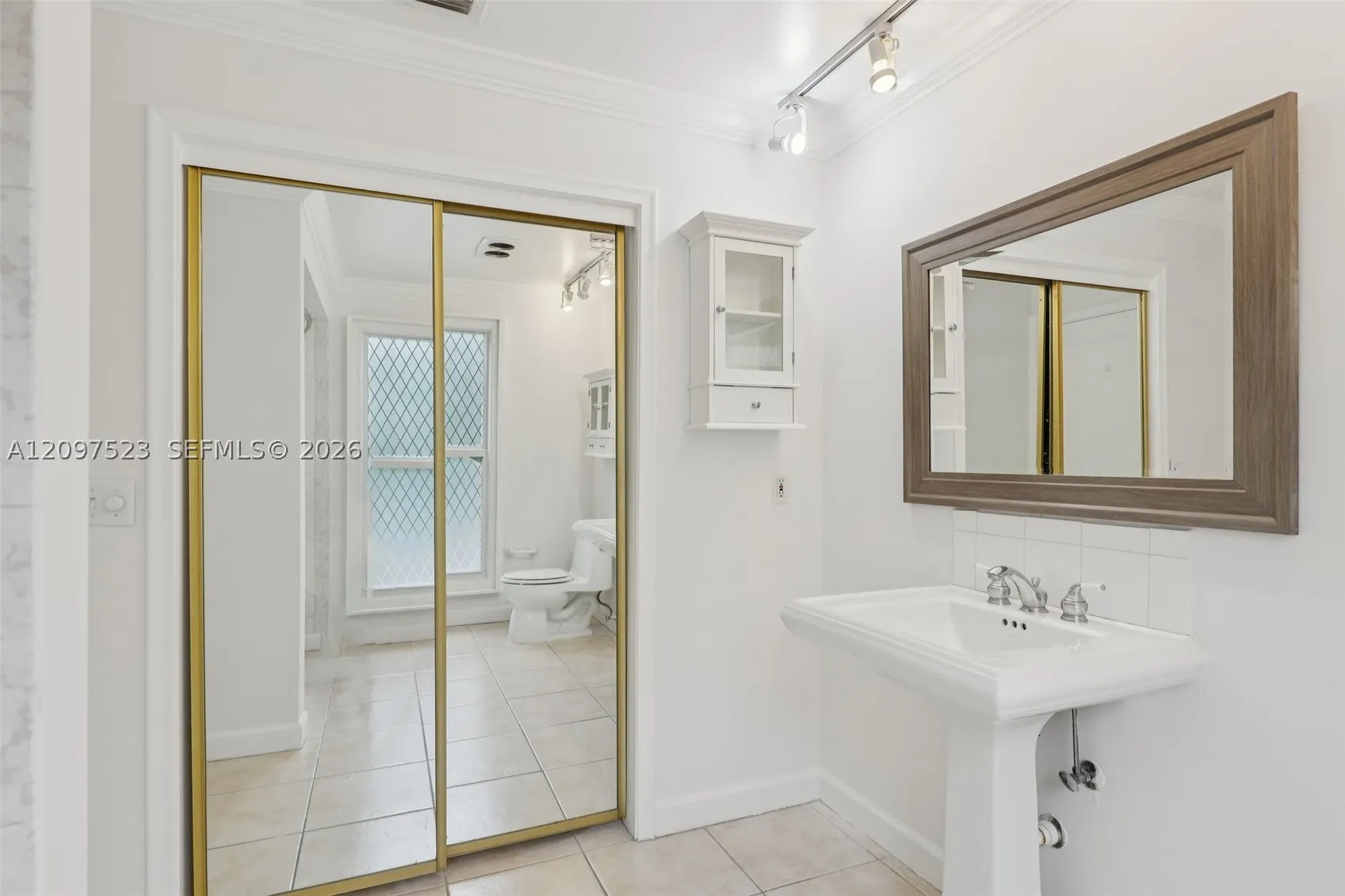 461 N Ocean Blvd #0050