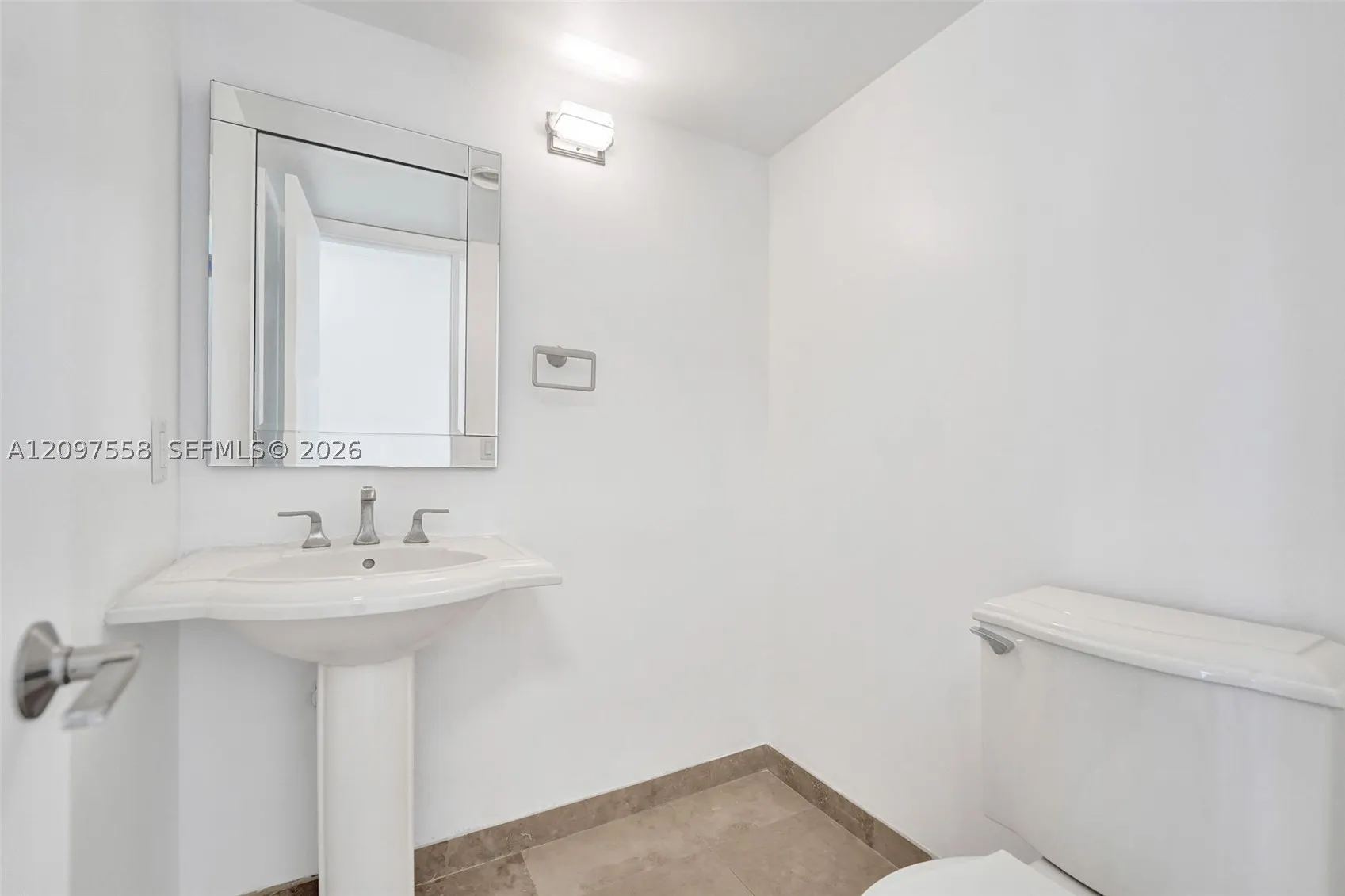 2200 NE 33rd Ave #3D