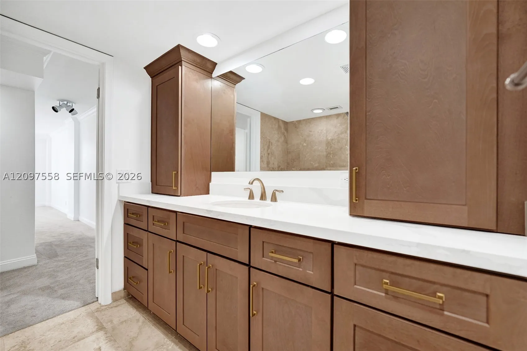 2200 NE 33rd Ave #3D