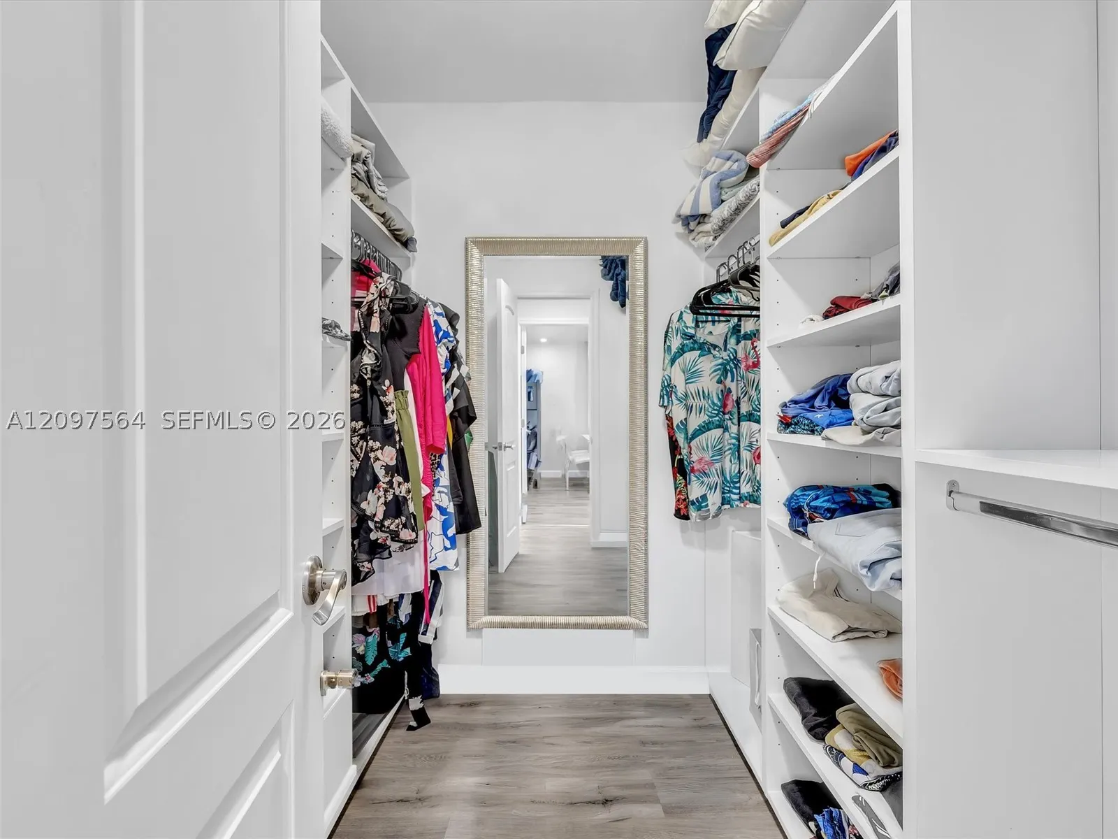 1904 S Ocean Dr #905