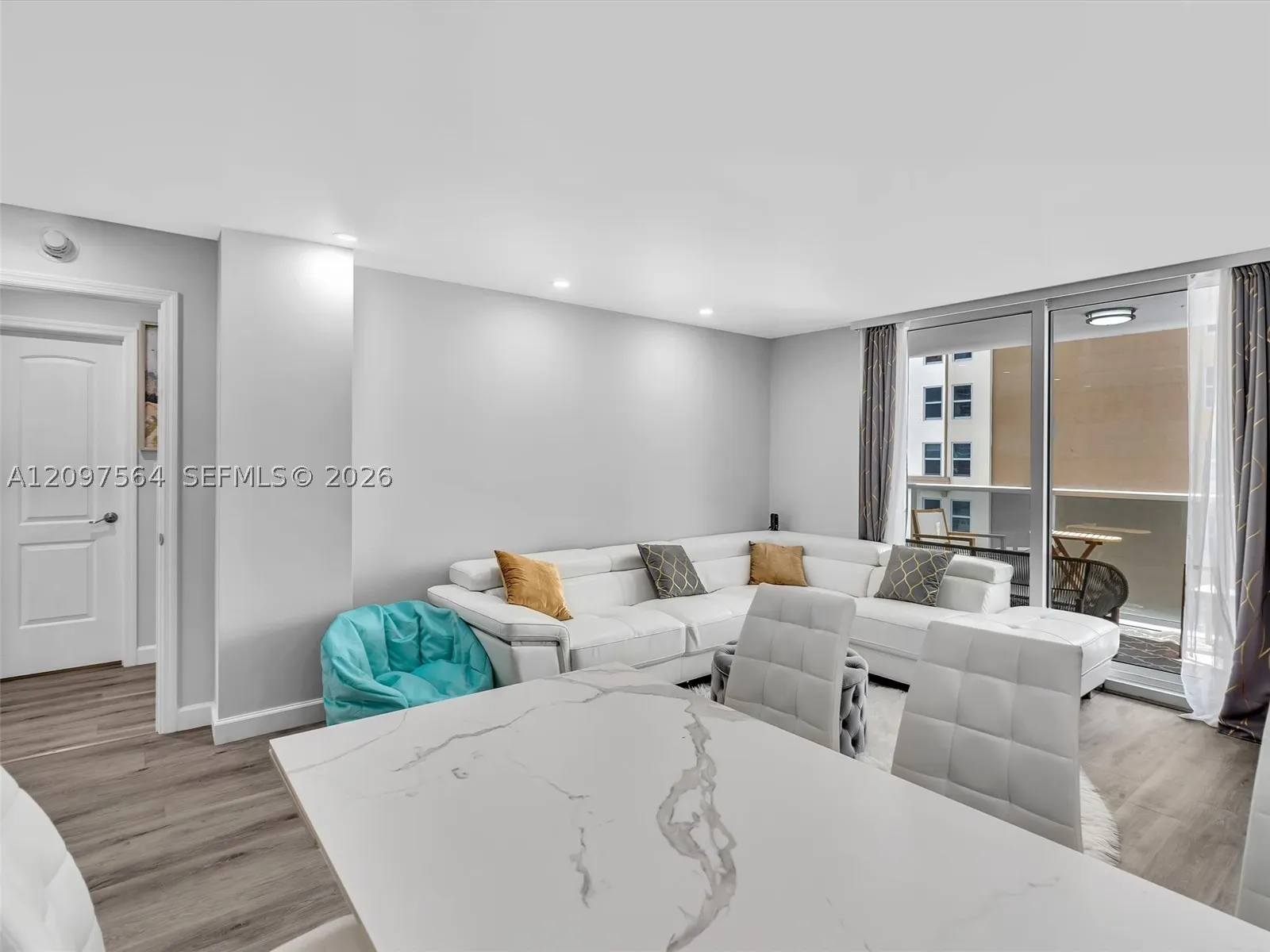 1904 S Ocean Dr #905
