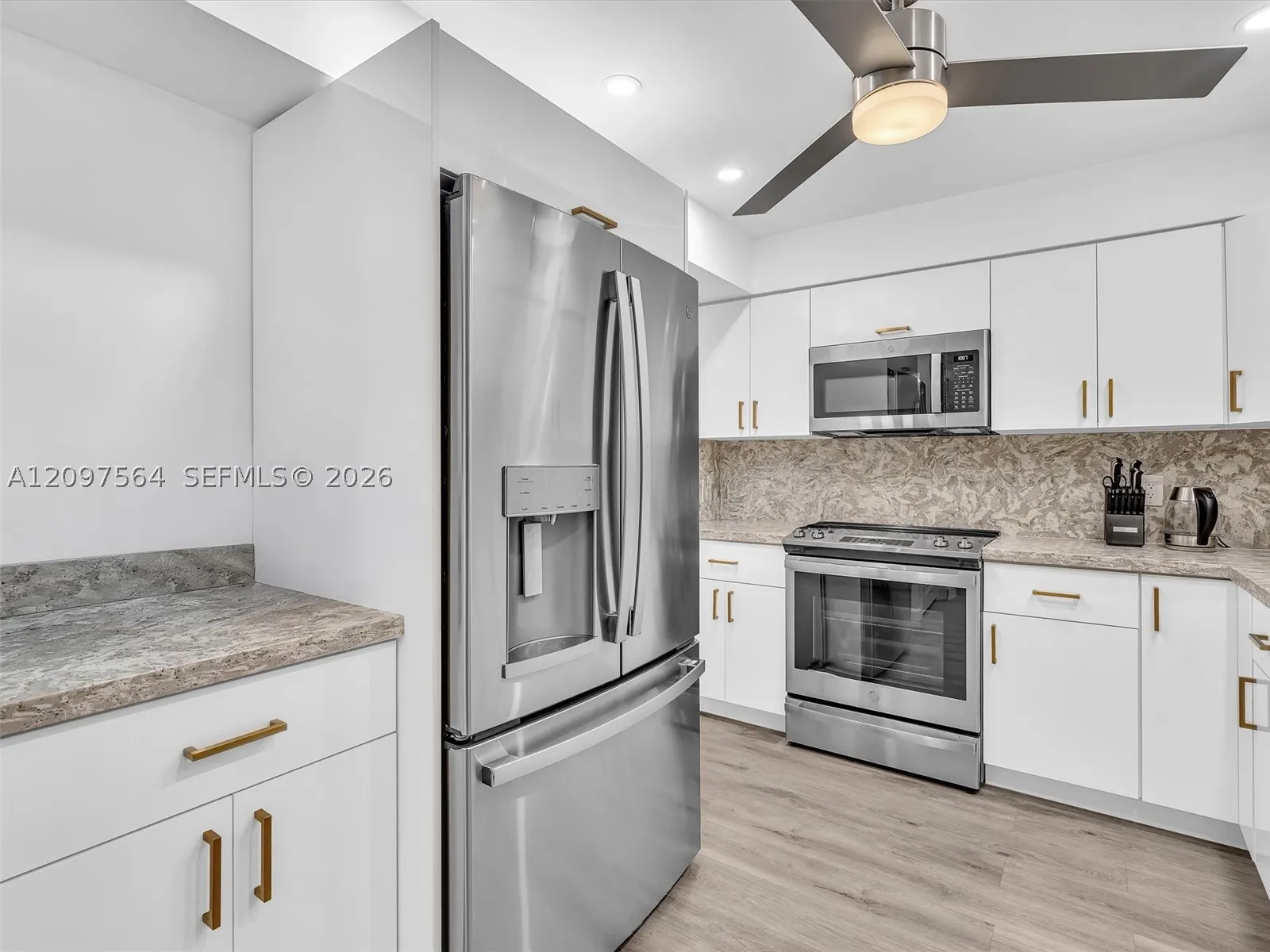 1904 S Ocean Dr #905