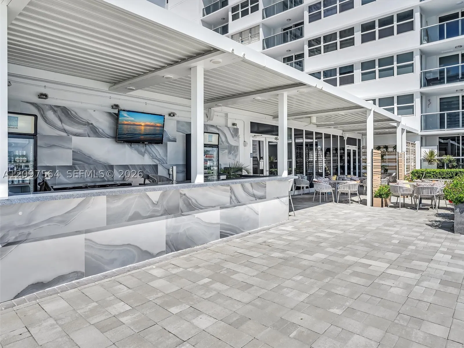 1904 S Ocean Dr #905