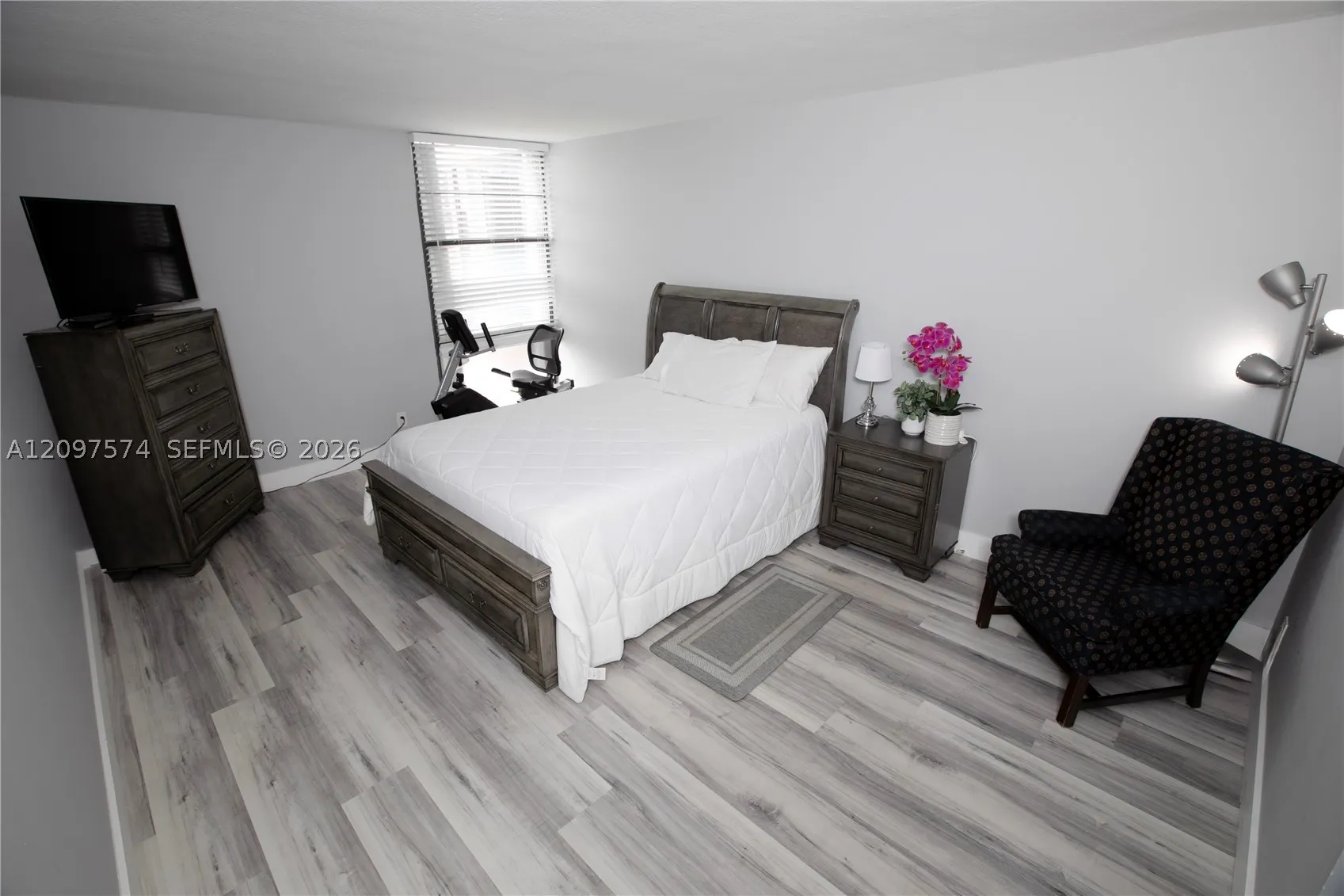 20500 W Country Club Dr #714