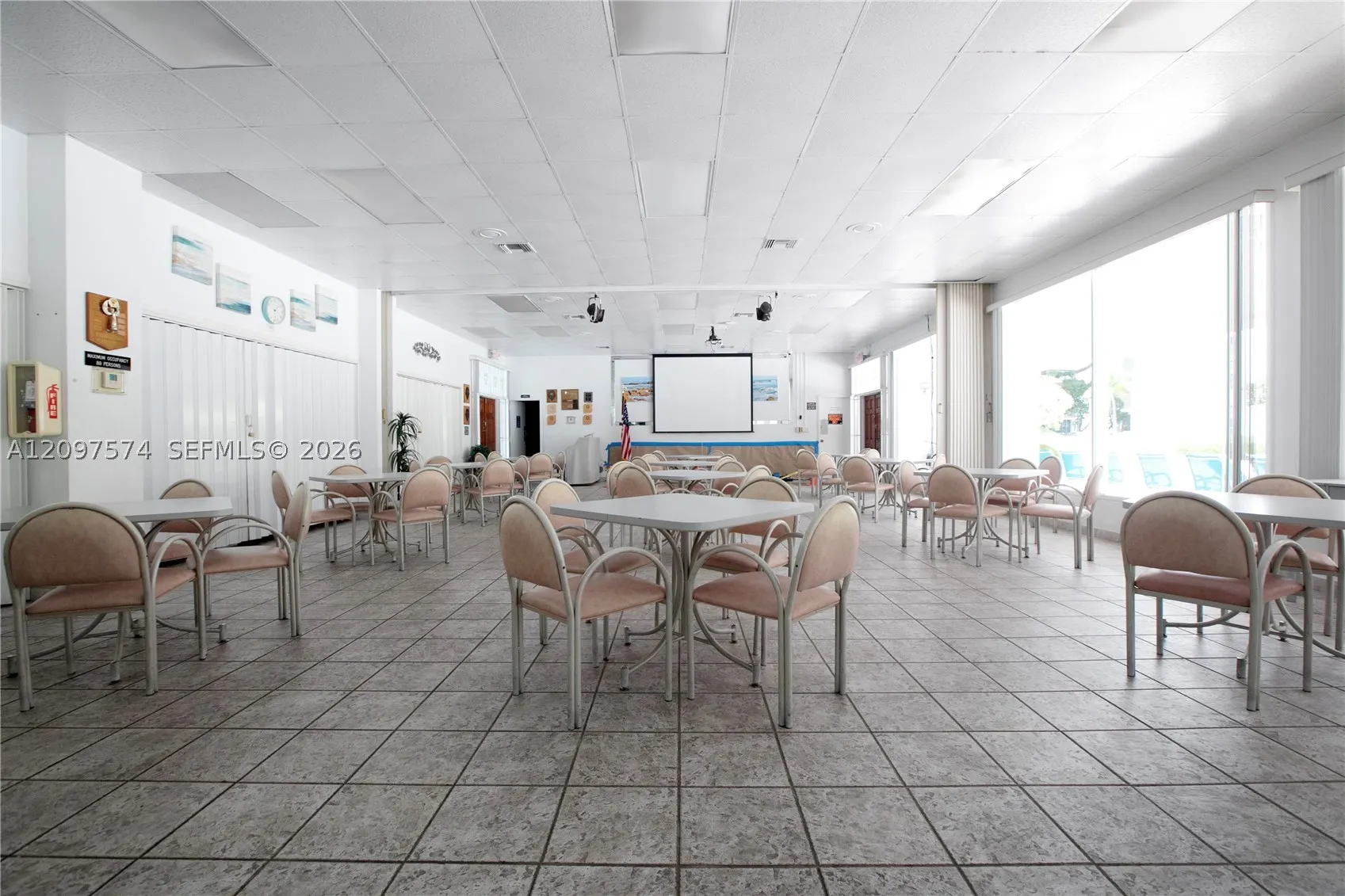 20500 W Country Club Dr #714