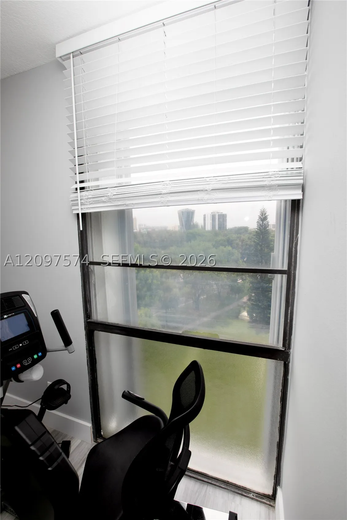20500 W Country Club Dr #714