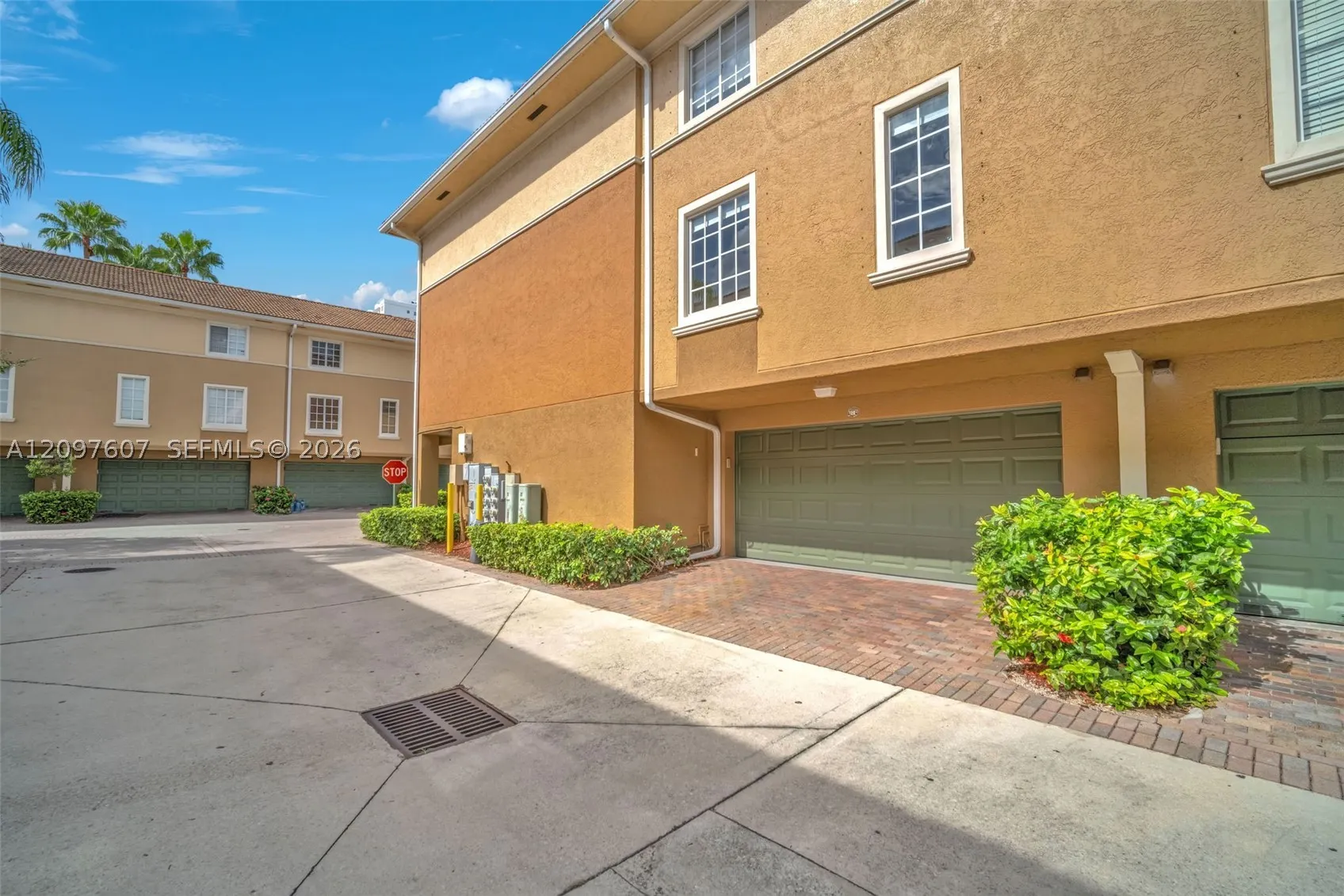 2921 NE 185th St (Remodeled) #1203