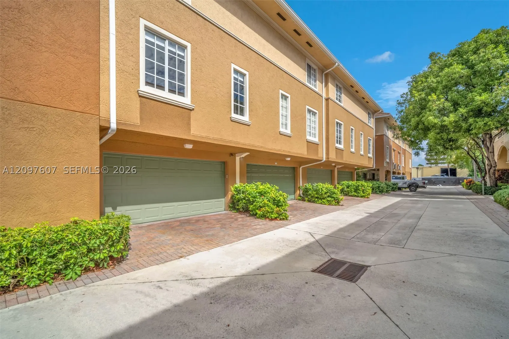 2921 NE 185th St (Remodeled) #1203