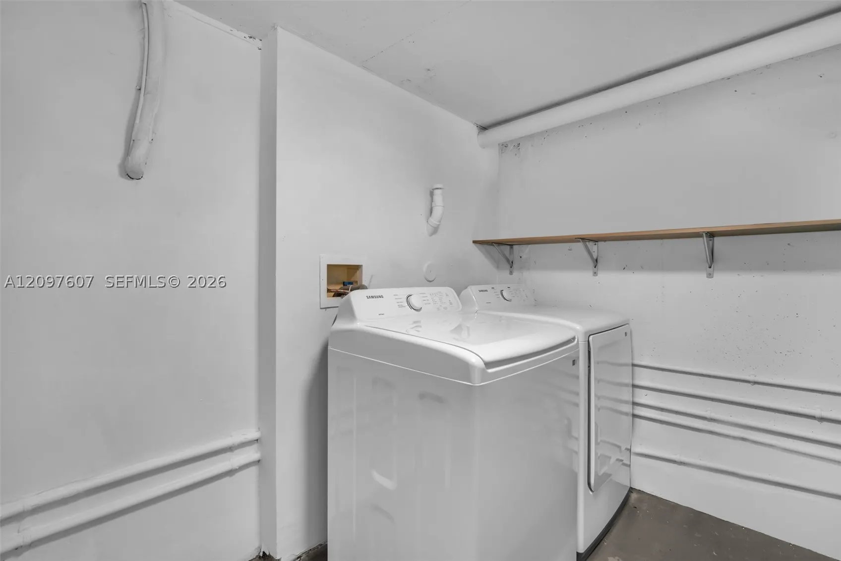 2921 NE 185th St (Remodeled) #1203