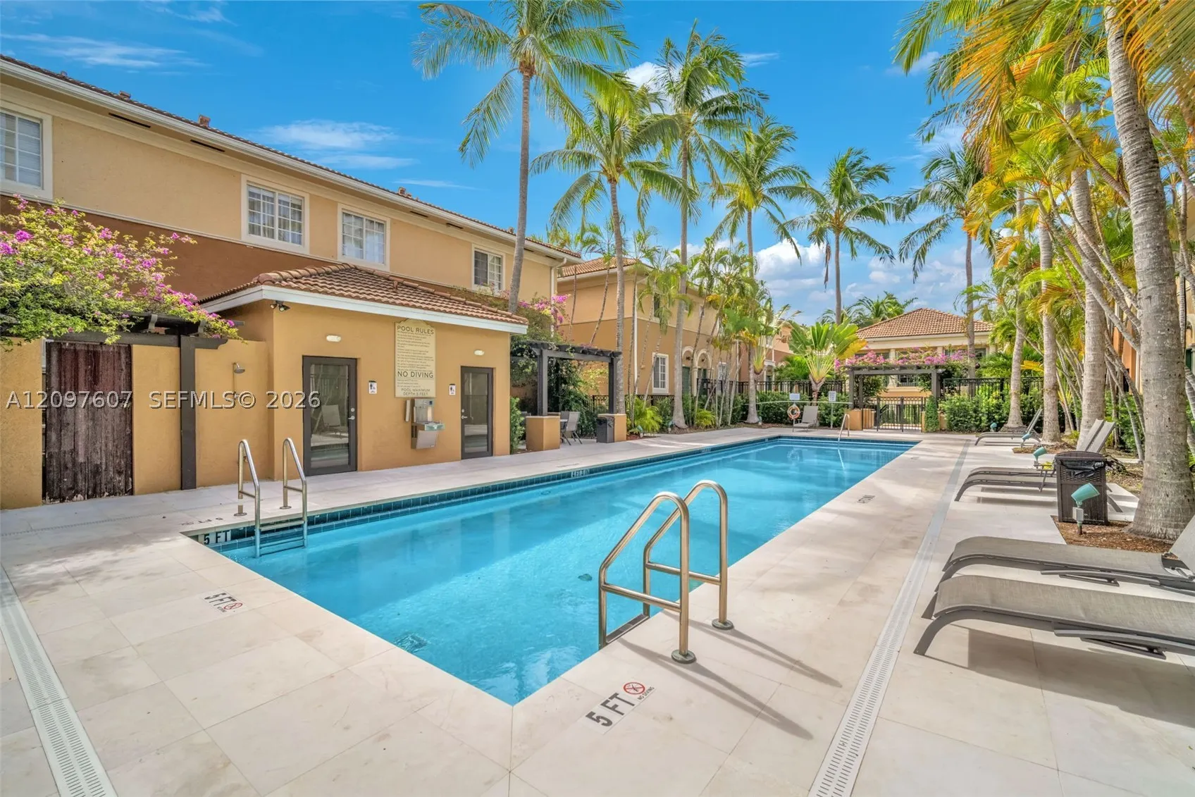 2921 NE 185th St (Remodeled) #1203