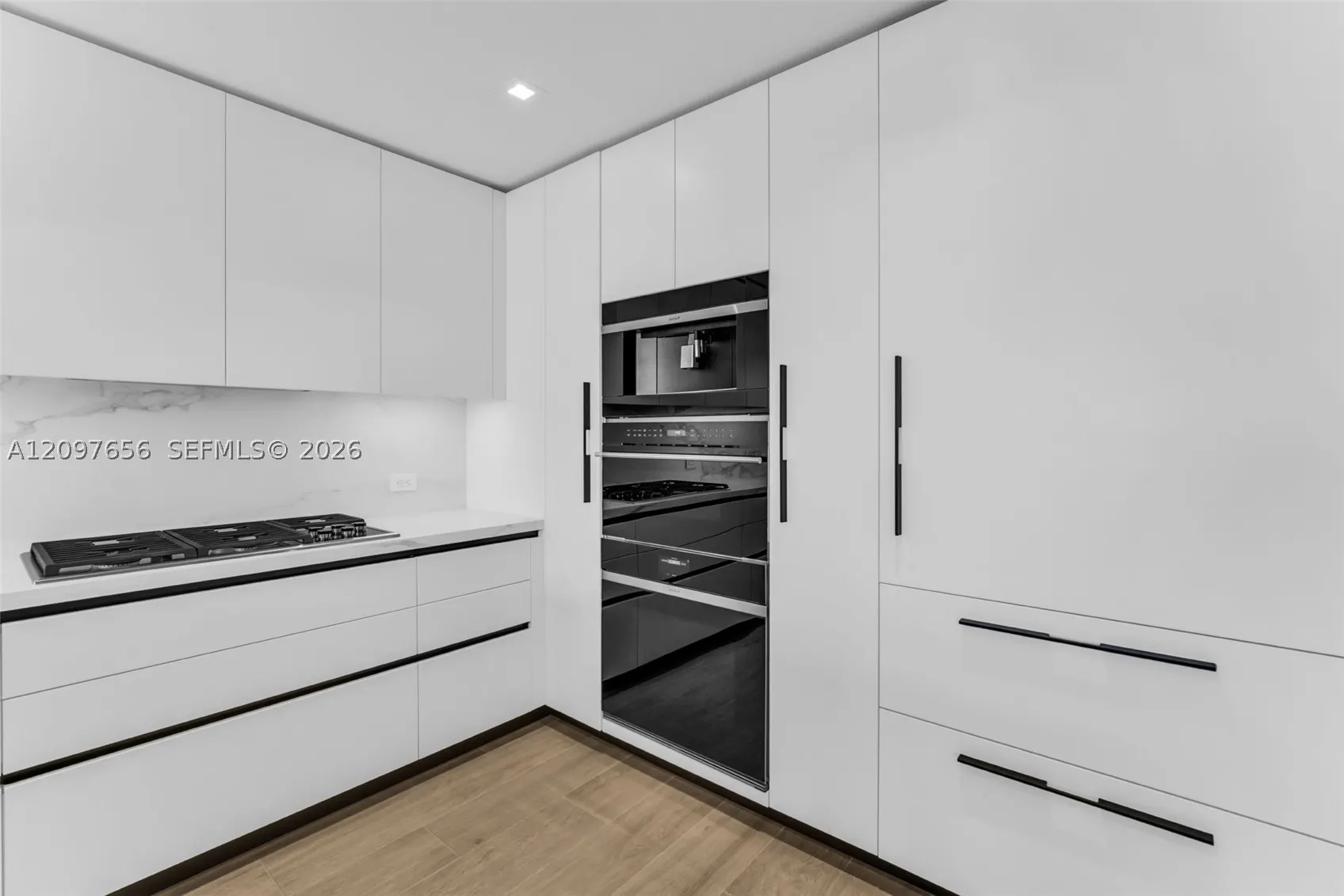 1116 N Ocean Blvd #906