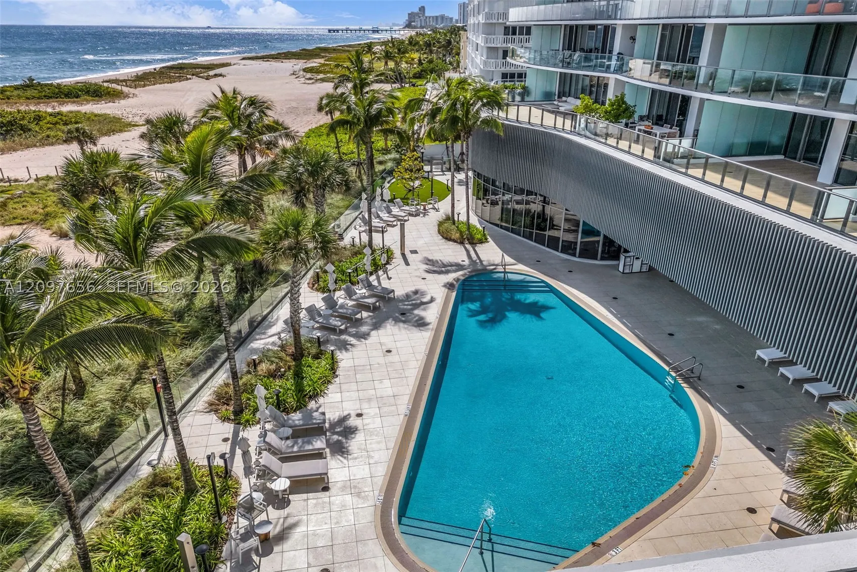 1116 N Ocean Blvd #906