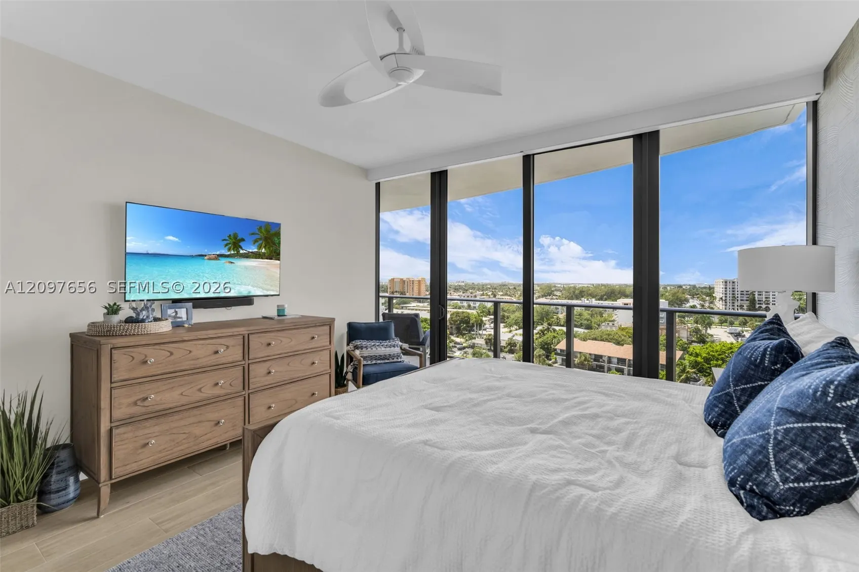 1116 N Ocean Blvd #906