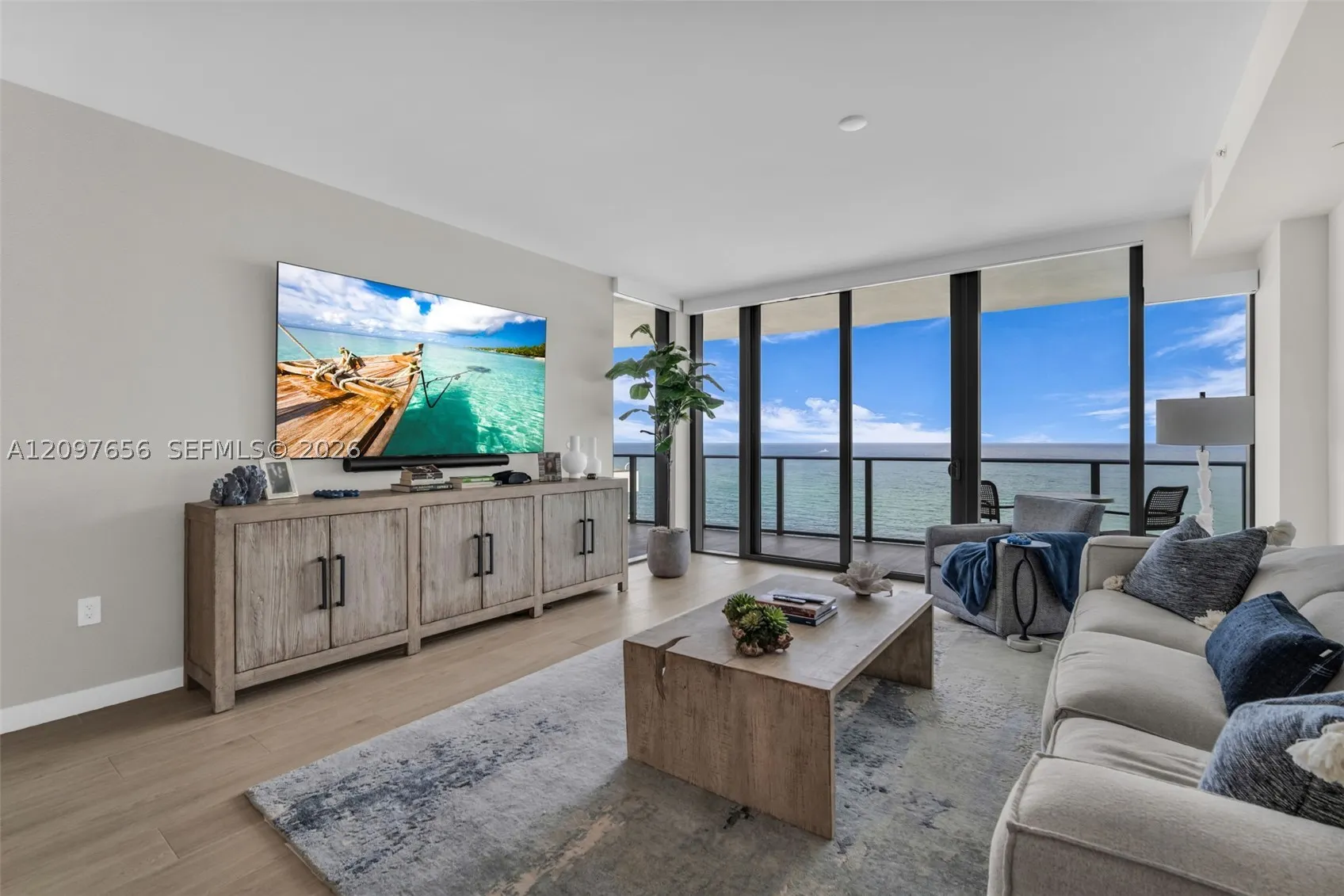 1116 N Ocean Blvd #906