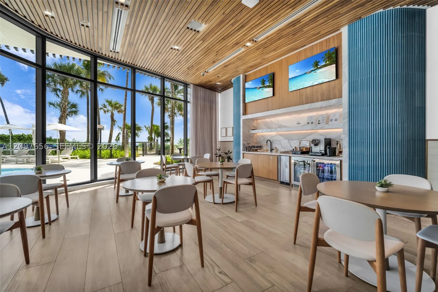 1116 N Ocean Blvd #906