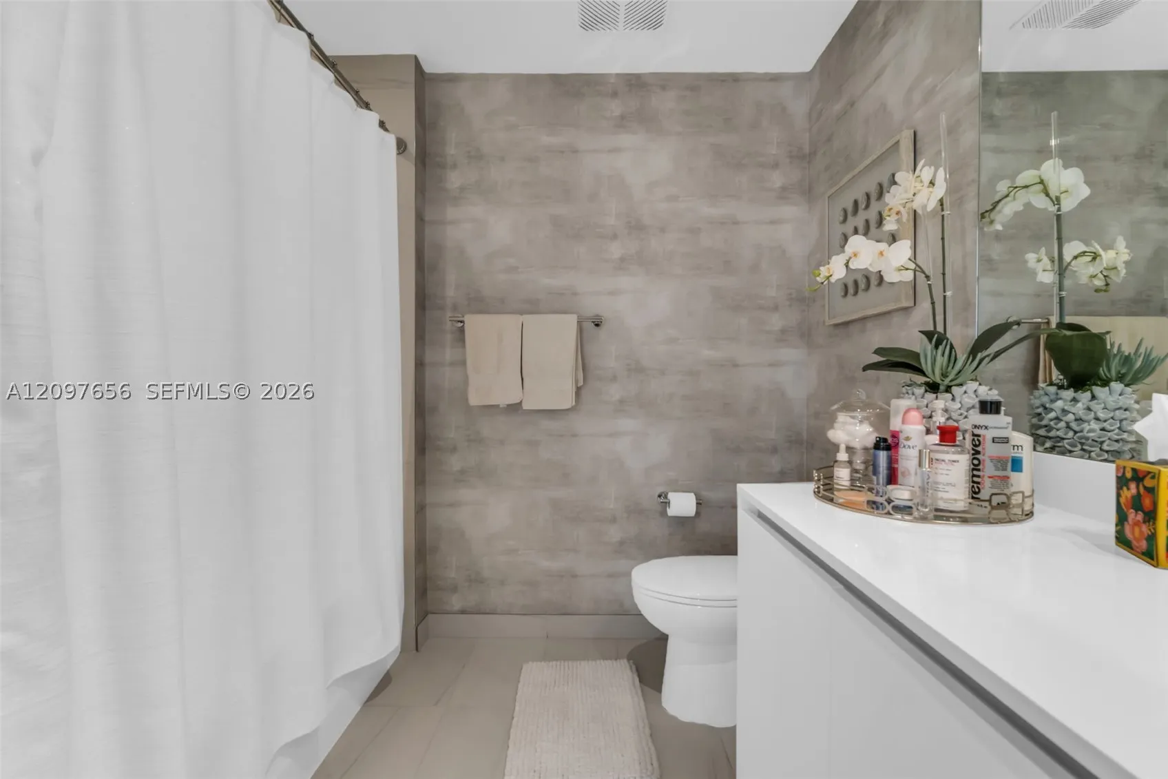 1116 N Ocean Blvd #906