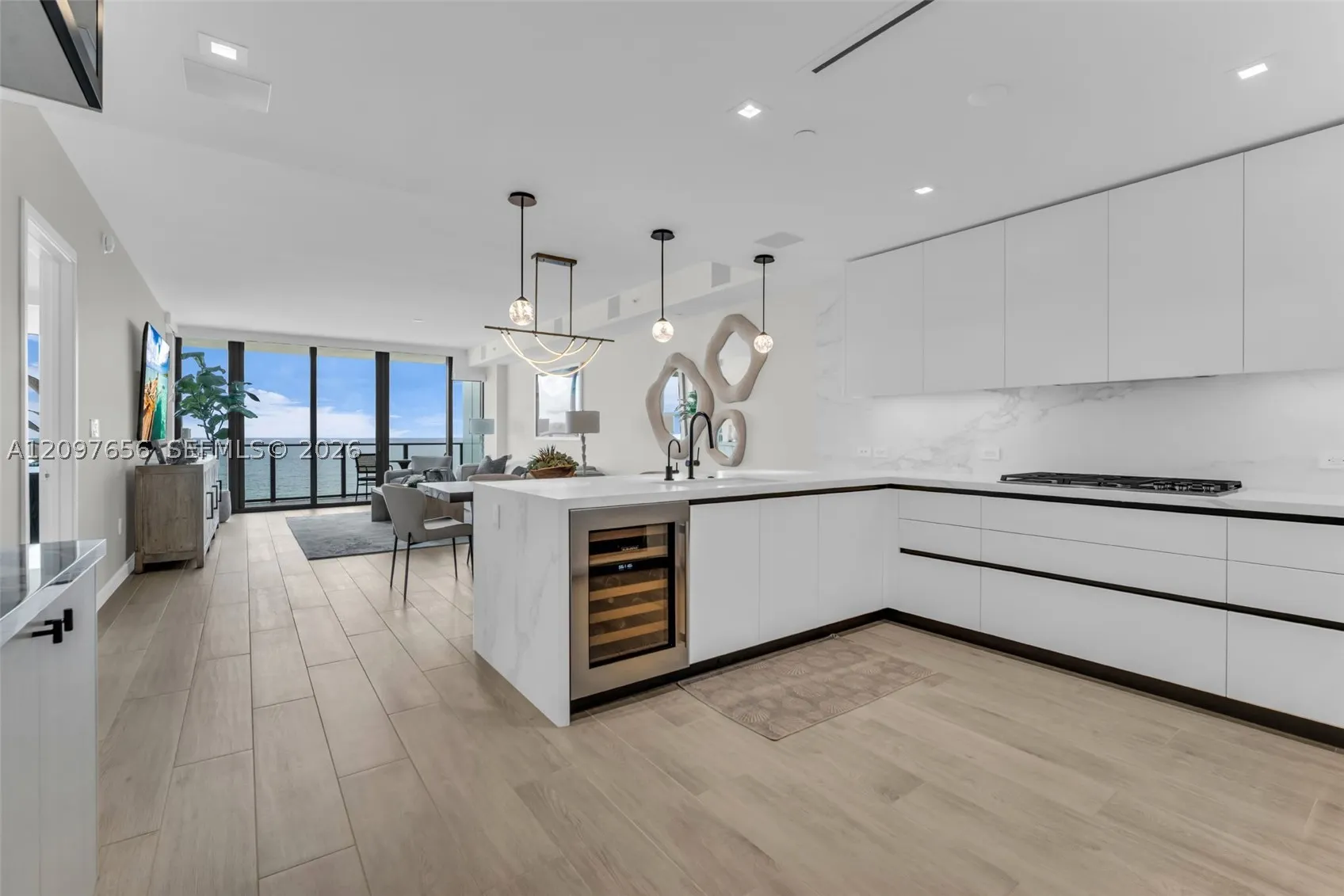 1116 N Ocean Blvd #906