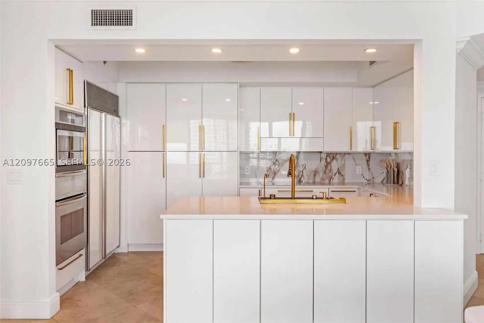 3101 S Ocean Drive #2605