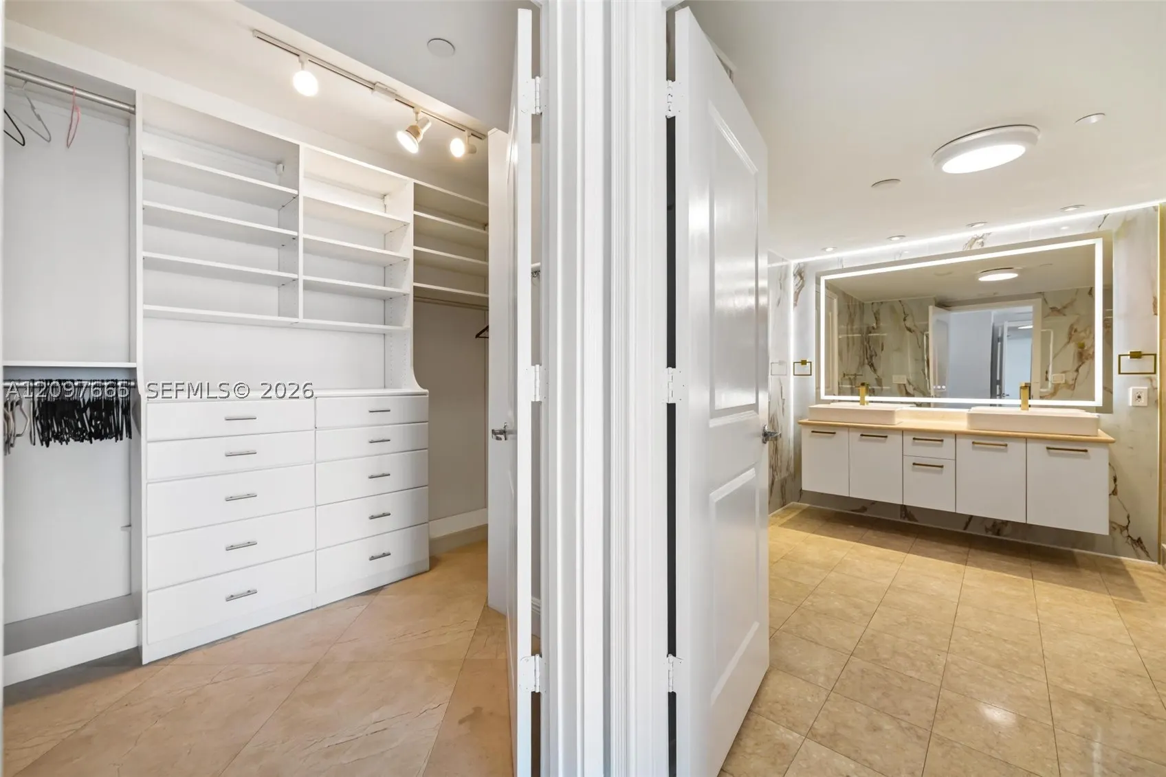 3101 S Ocean Drive #2605