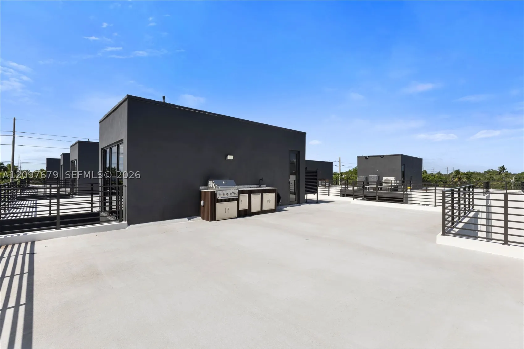 843 SW 14th Court