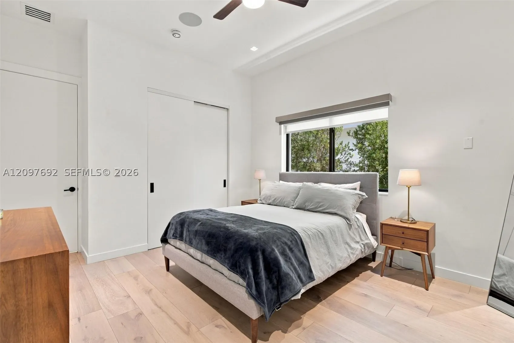 600 W 51st St